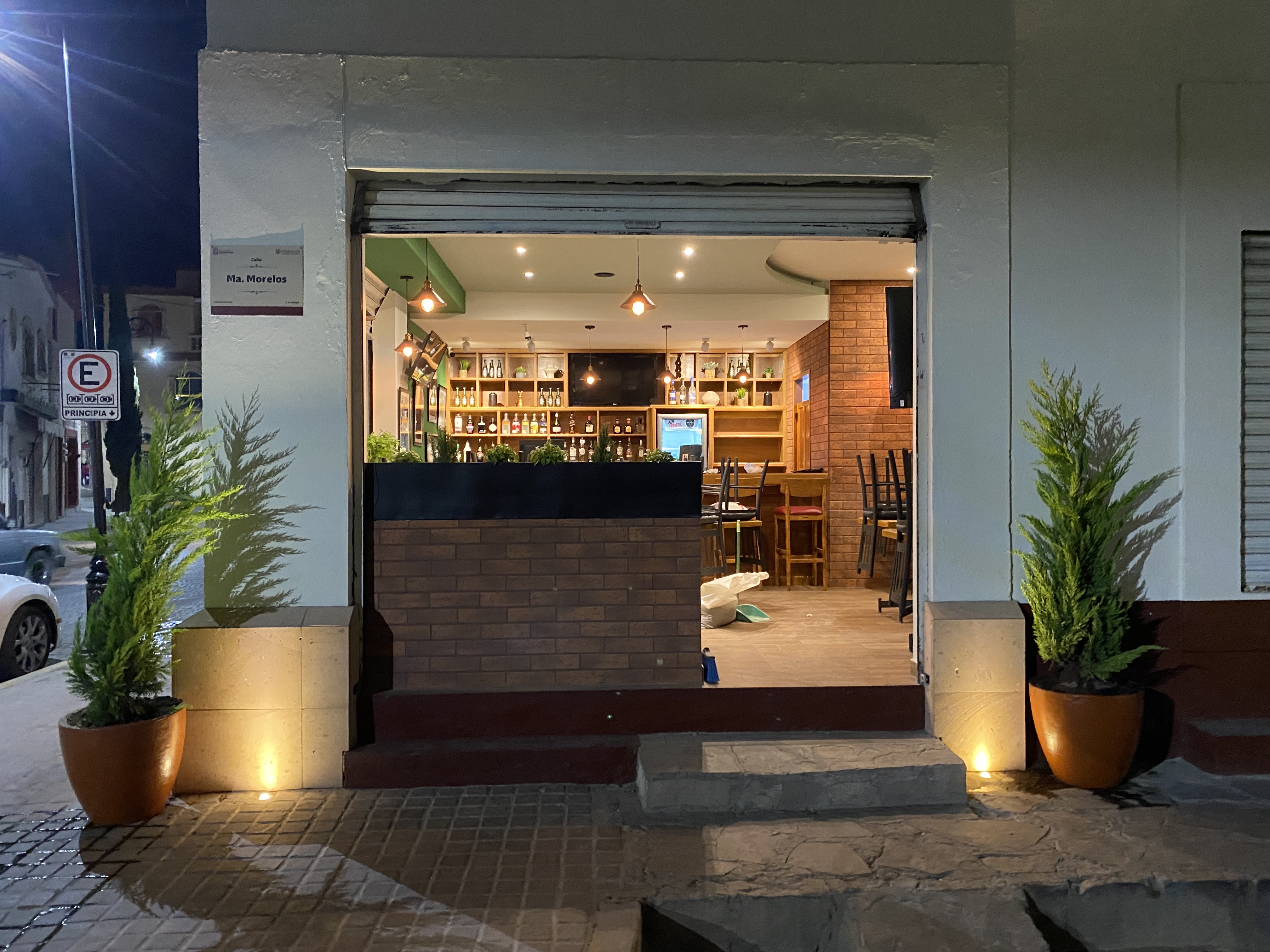 Ahumada Cerveceria image 1