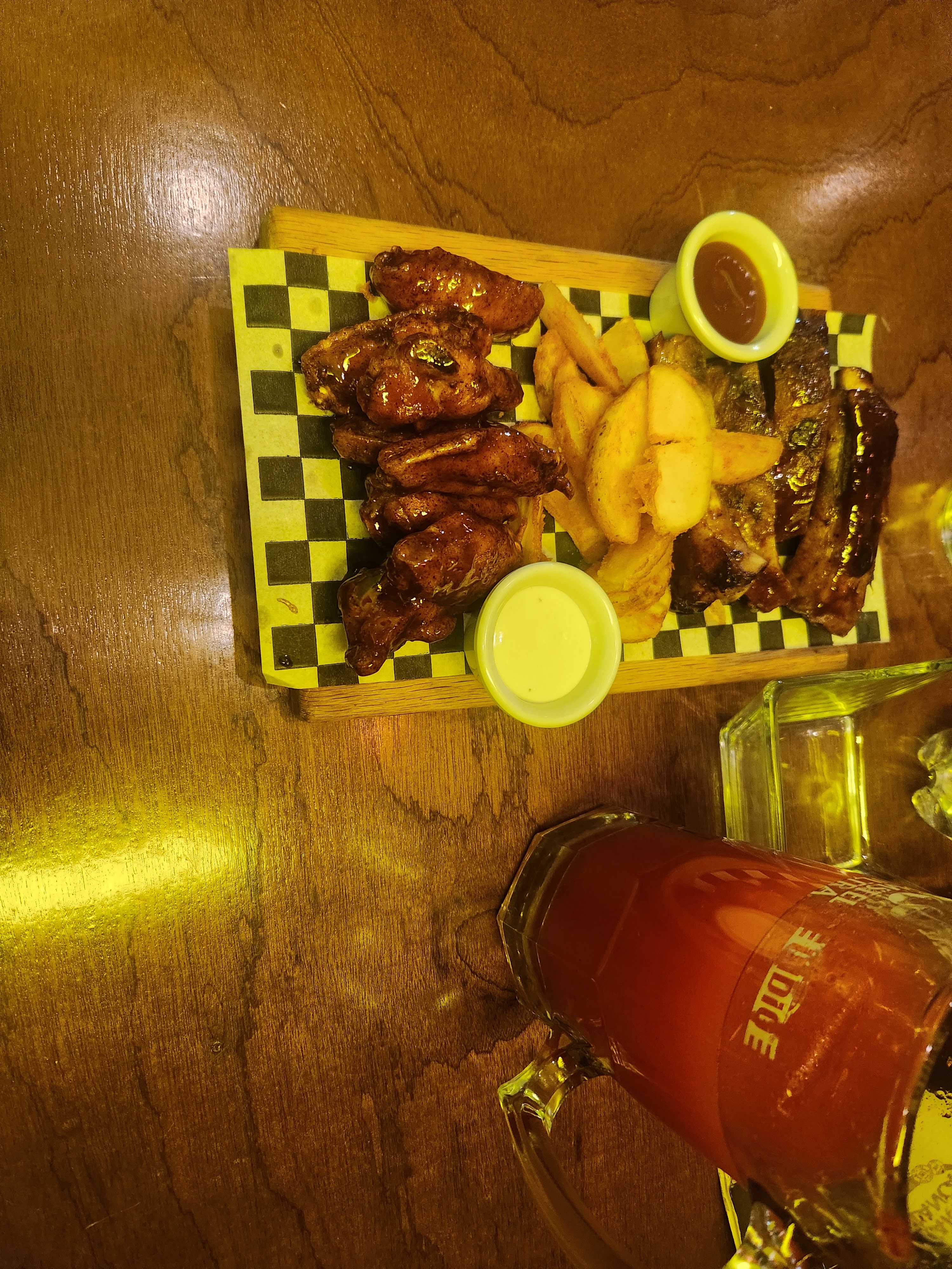 Ahumada Cerveceria image 5