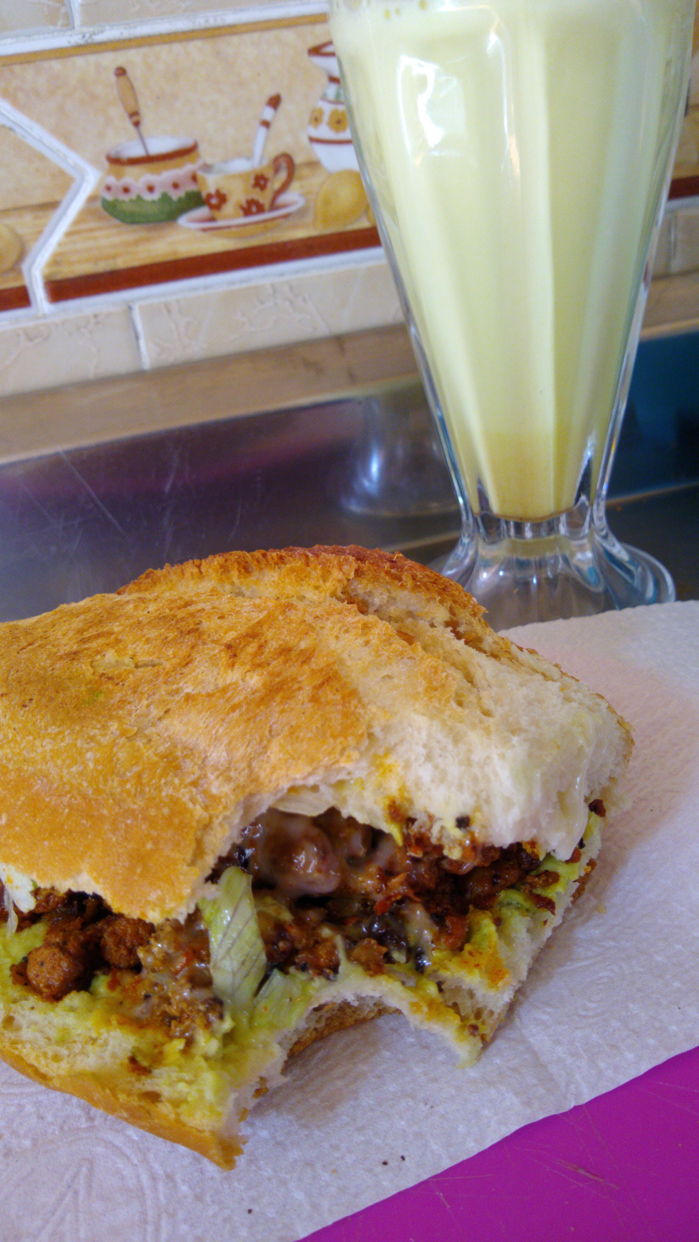 Lonchería La Tortuga image 2