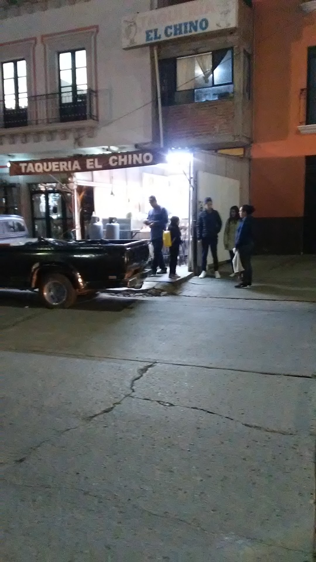 TAQUERIA EL CHINO image 10