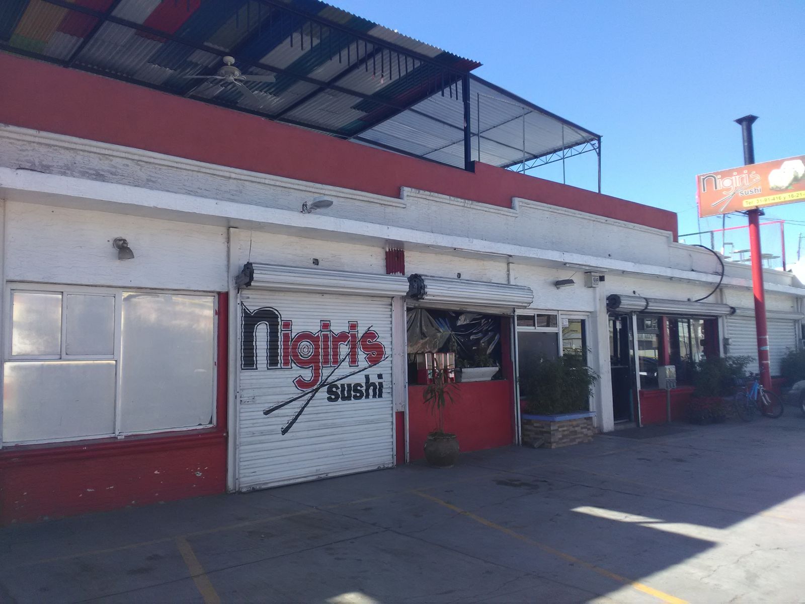 Nigiris Sushi image 1