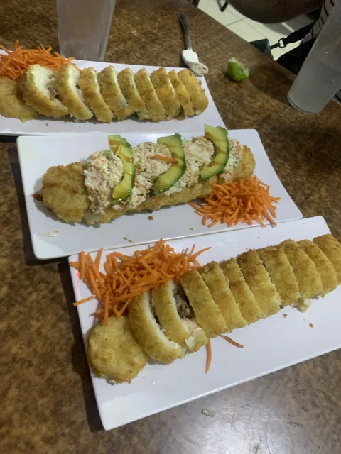 Sushi House image 5