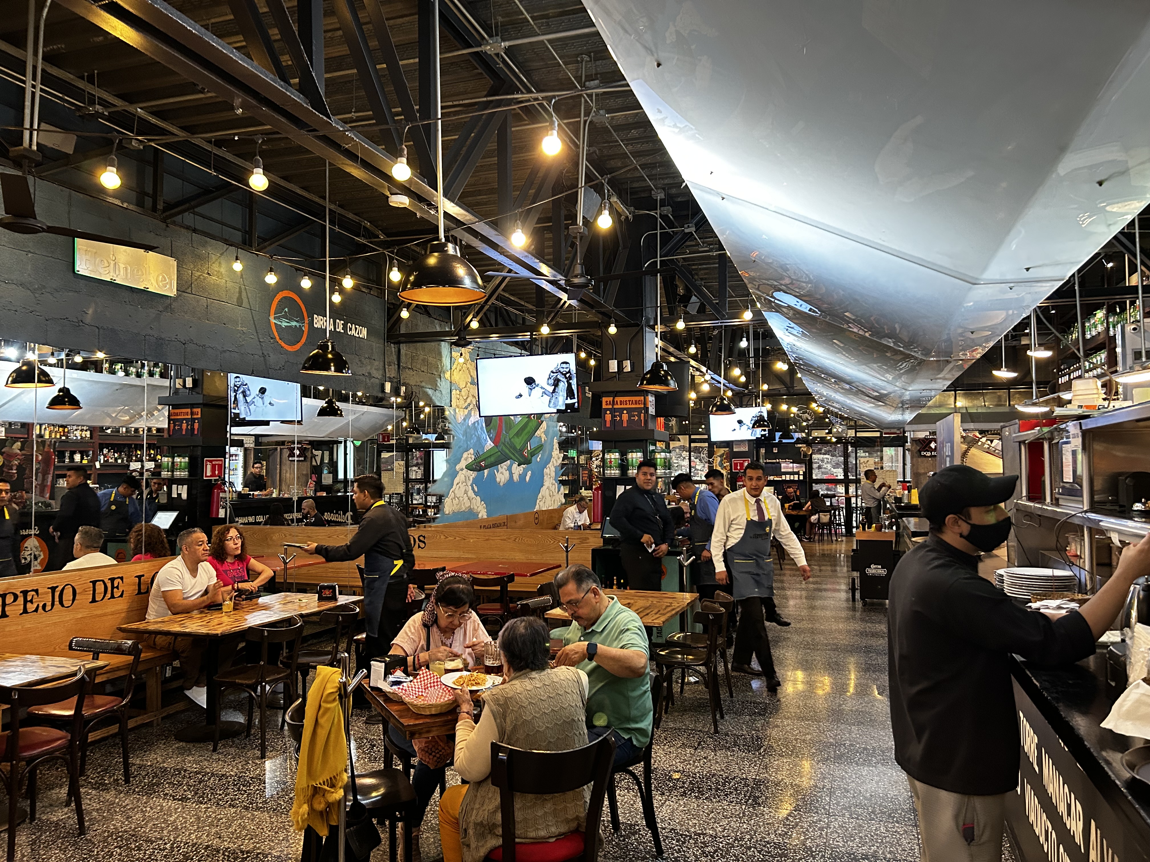 La Cervecería de Barrio Perinorte image 4