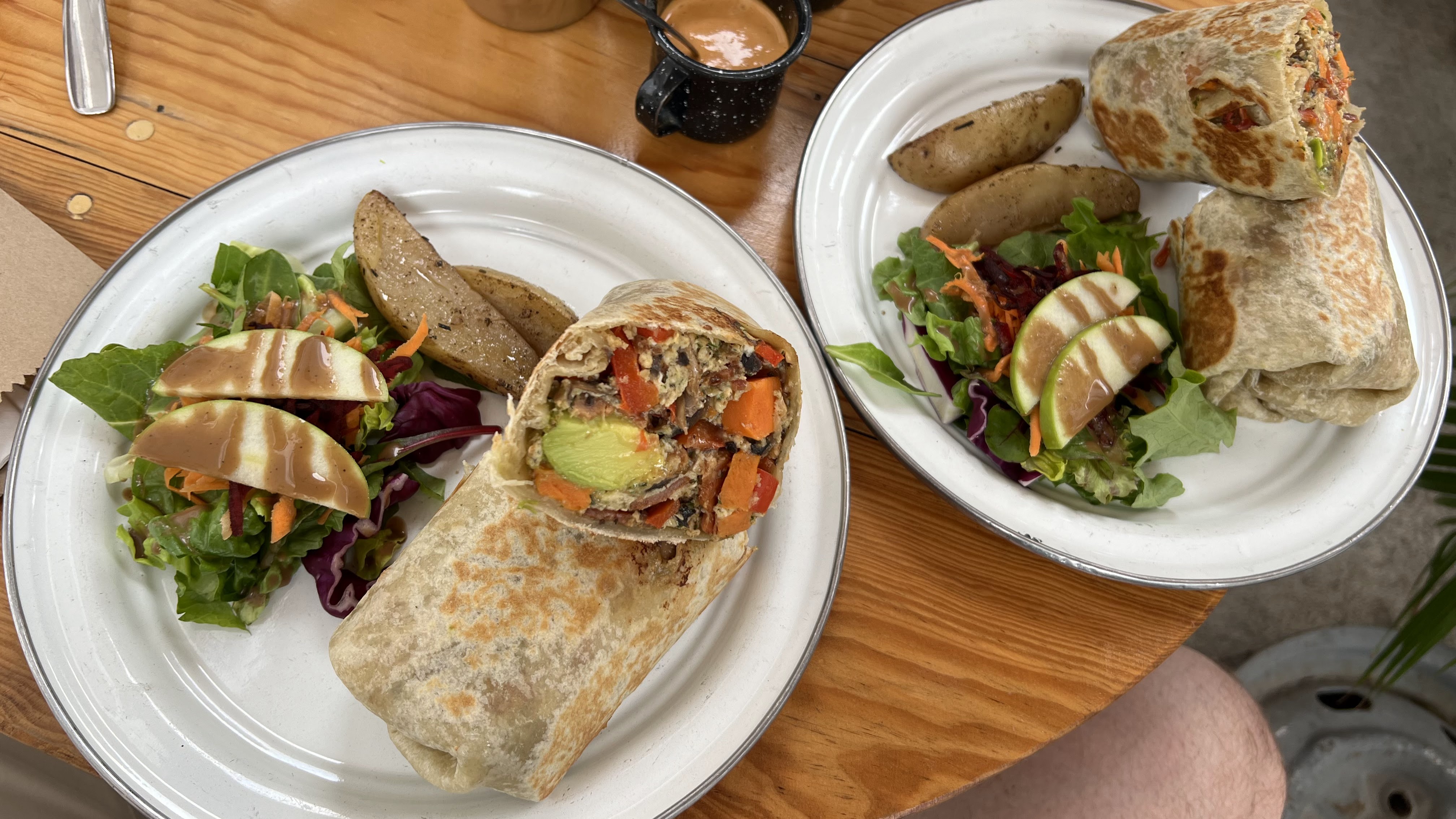 Calmate Cafe image 6