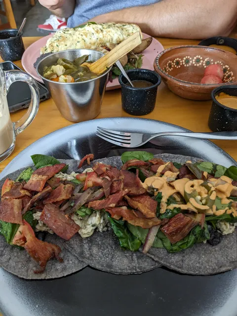 Calmate Cafe image 7