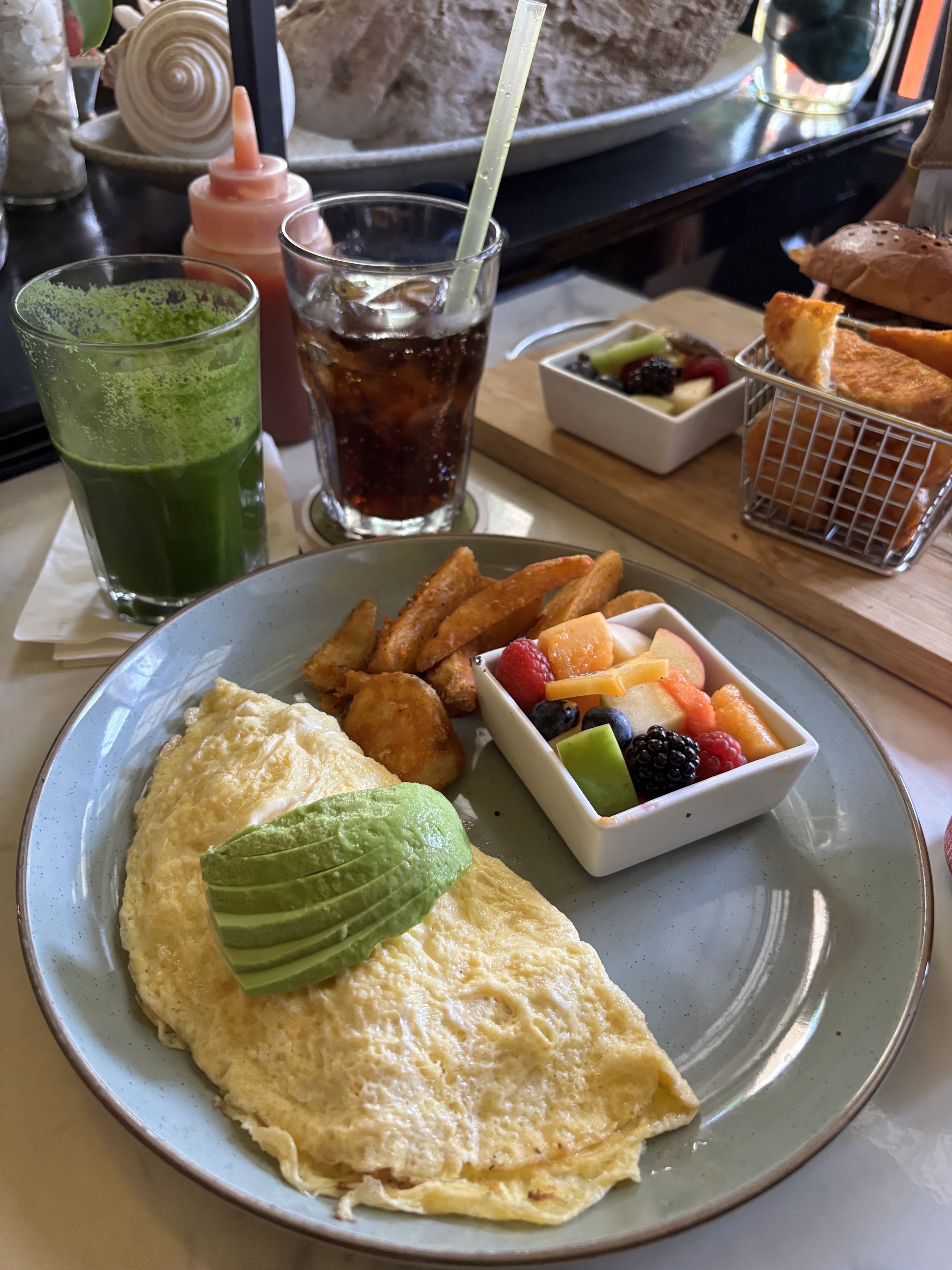 Mi Cafe Restaurant & Coffee Shop image 3