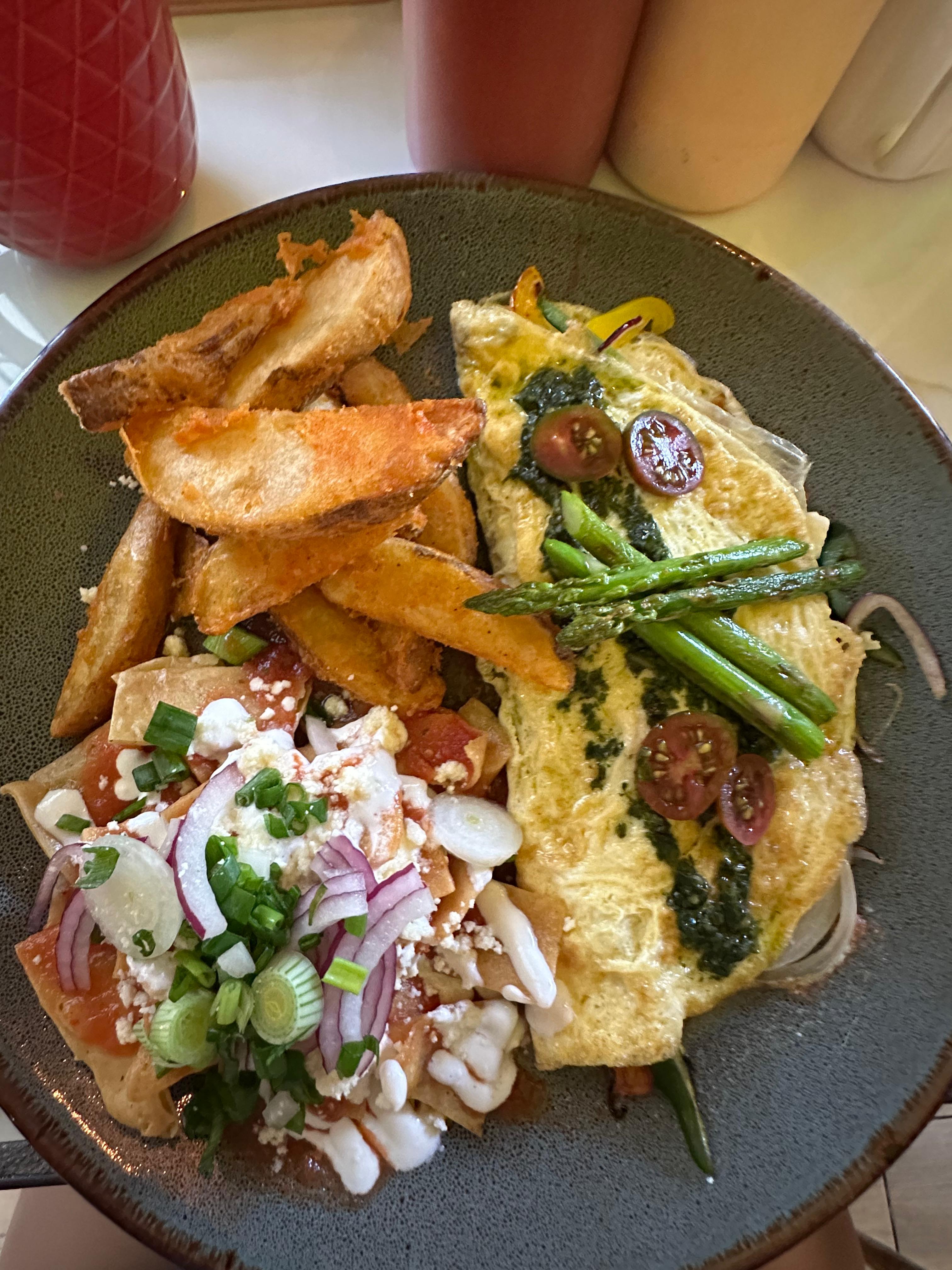 Mi Cafe Restaurant & Coffee Shop image 4