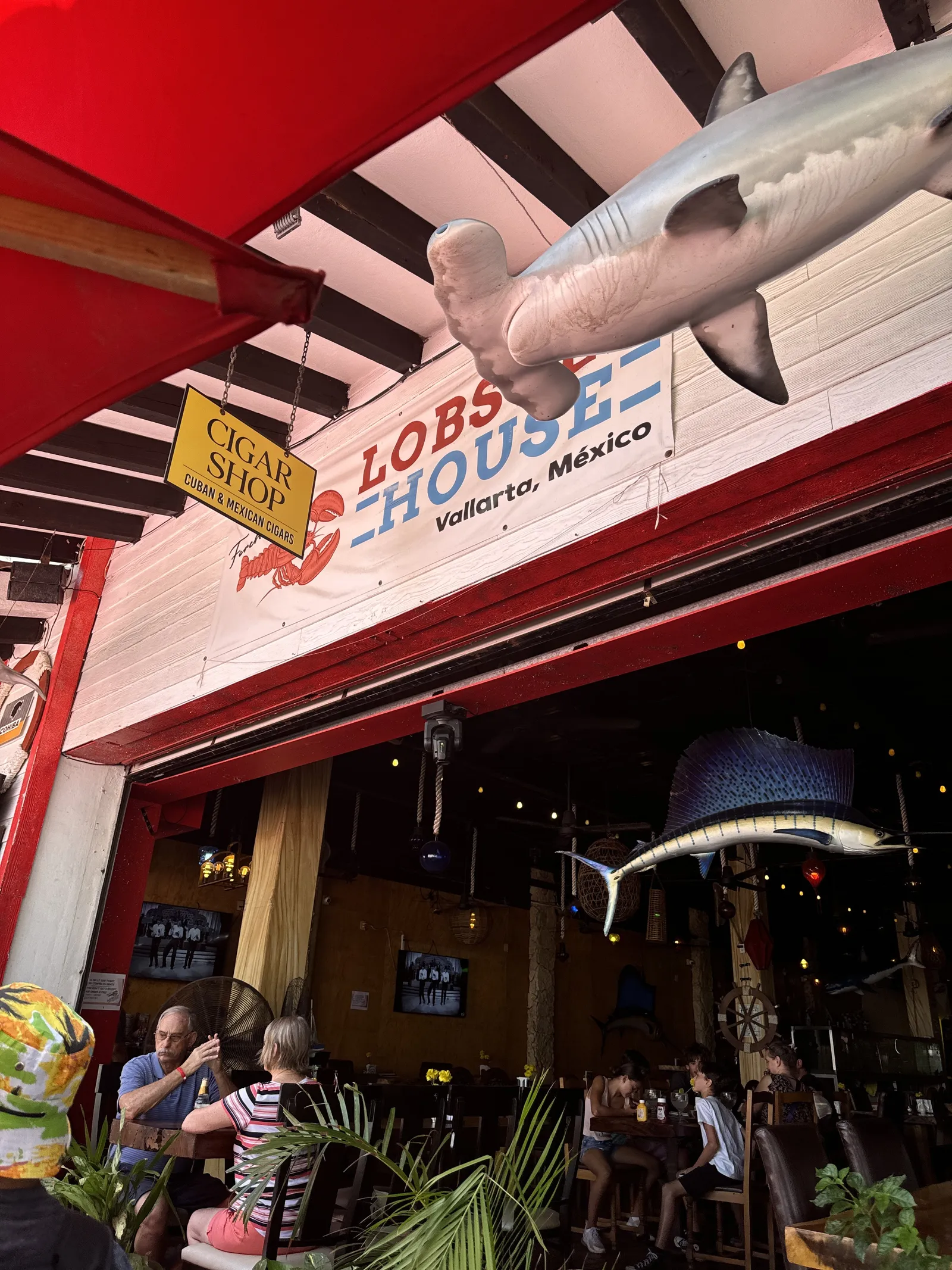Ferchi’s Lobster House image 6