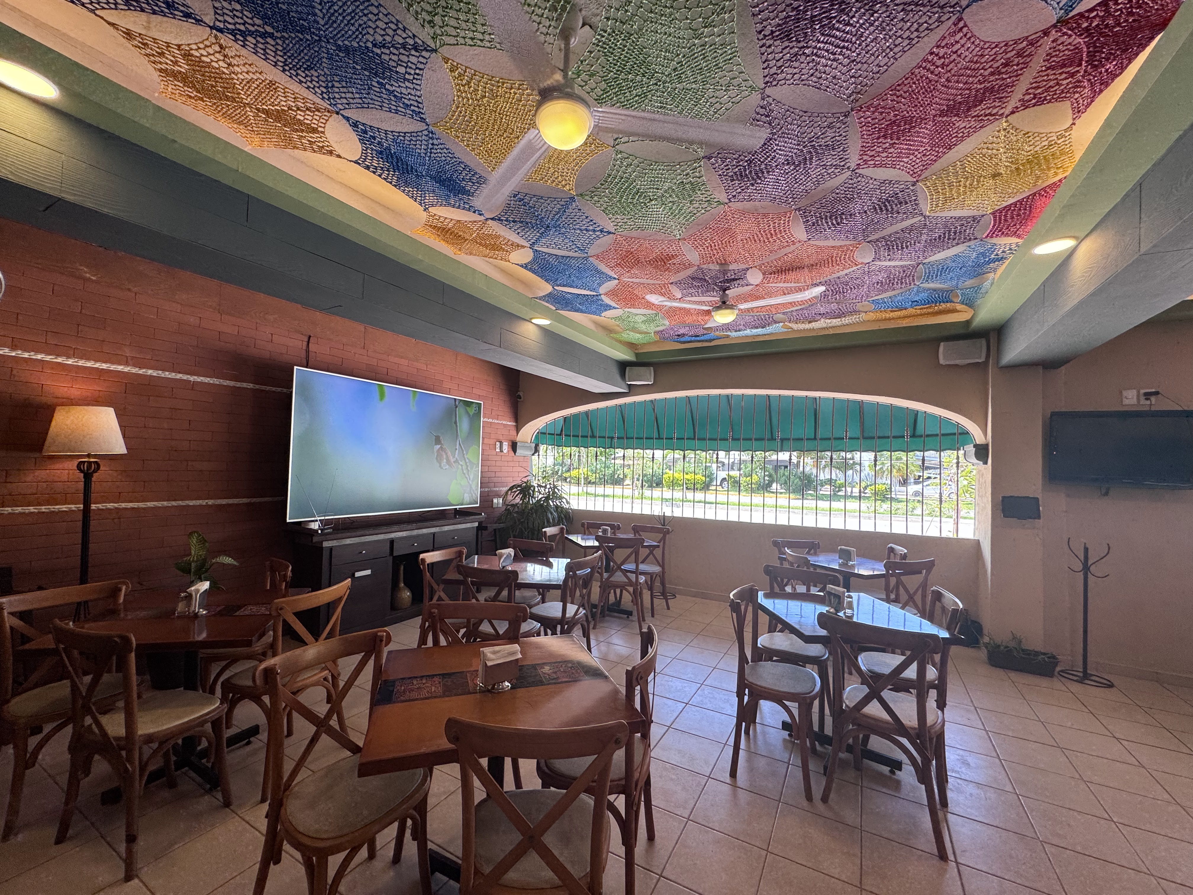 La Bendita Hora Restaurante Bar Cafe image 9