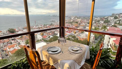 Restaurant & Bar El Panorama image 1