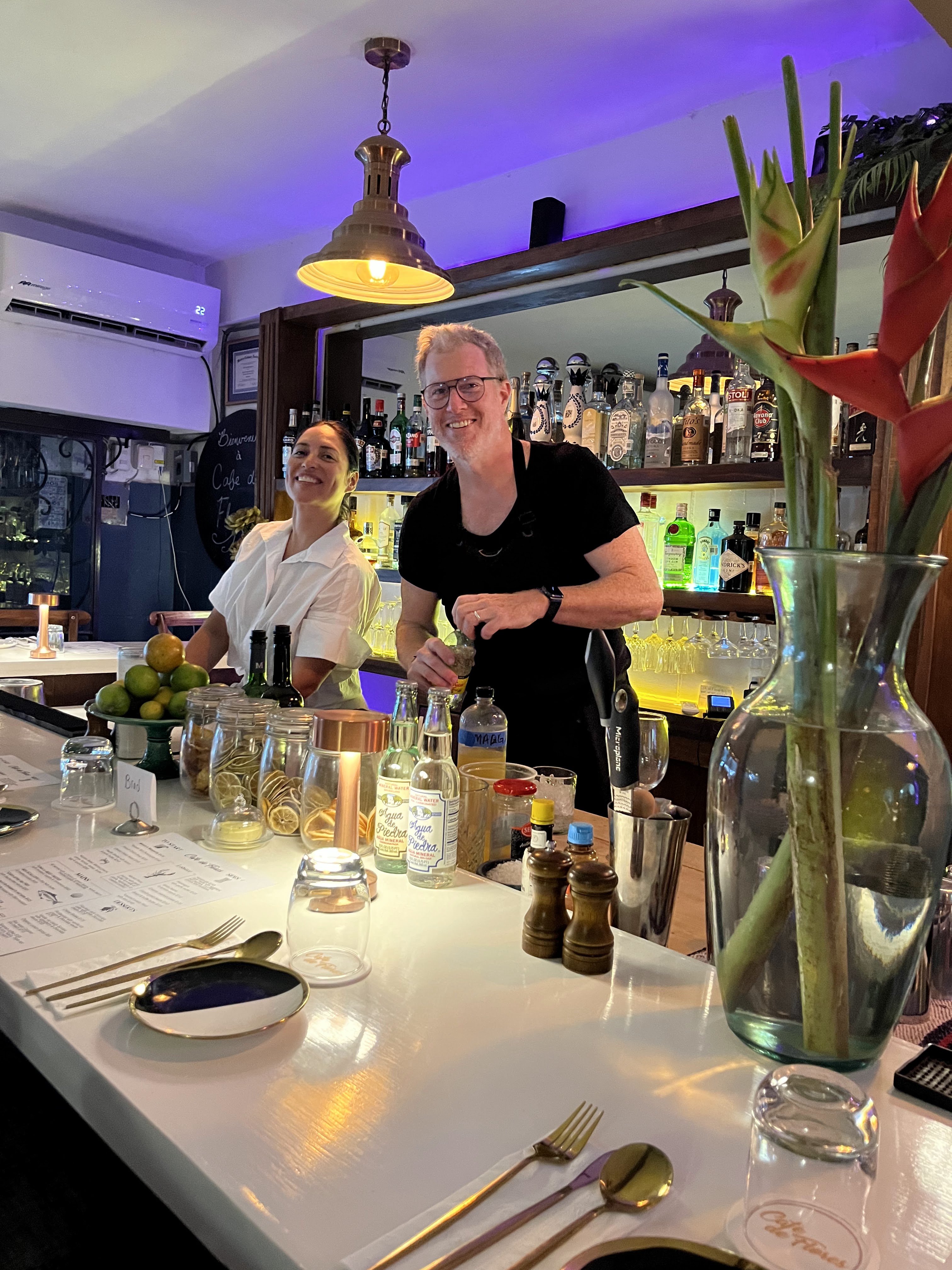 Café de Flores image 5