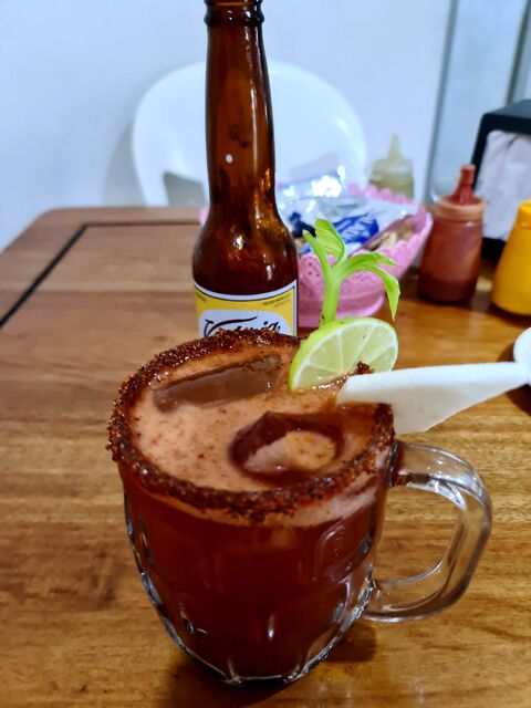 El Tiburón Cocteles y Mariscos image 5