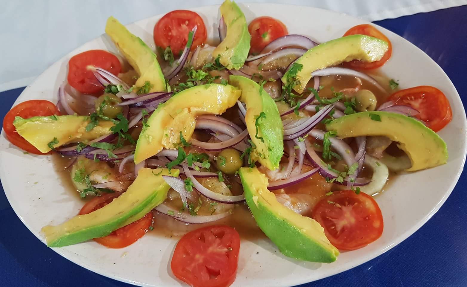 La Tia Amalia - cócteles y mariscos image 6