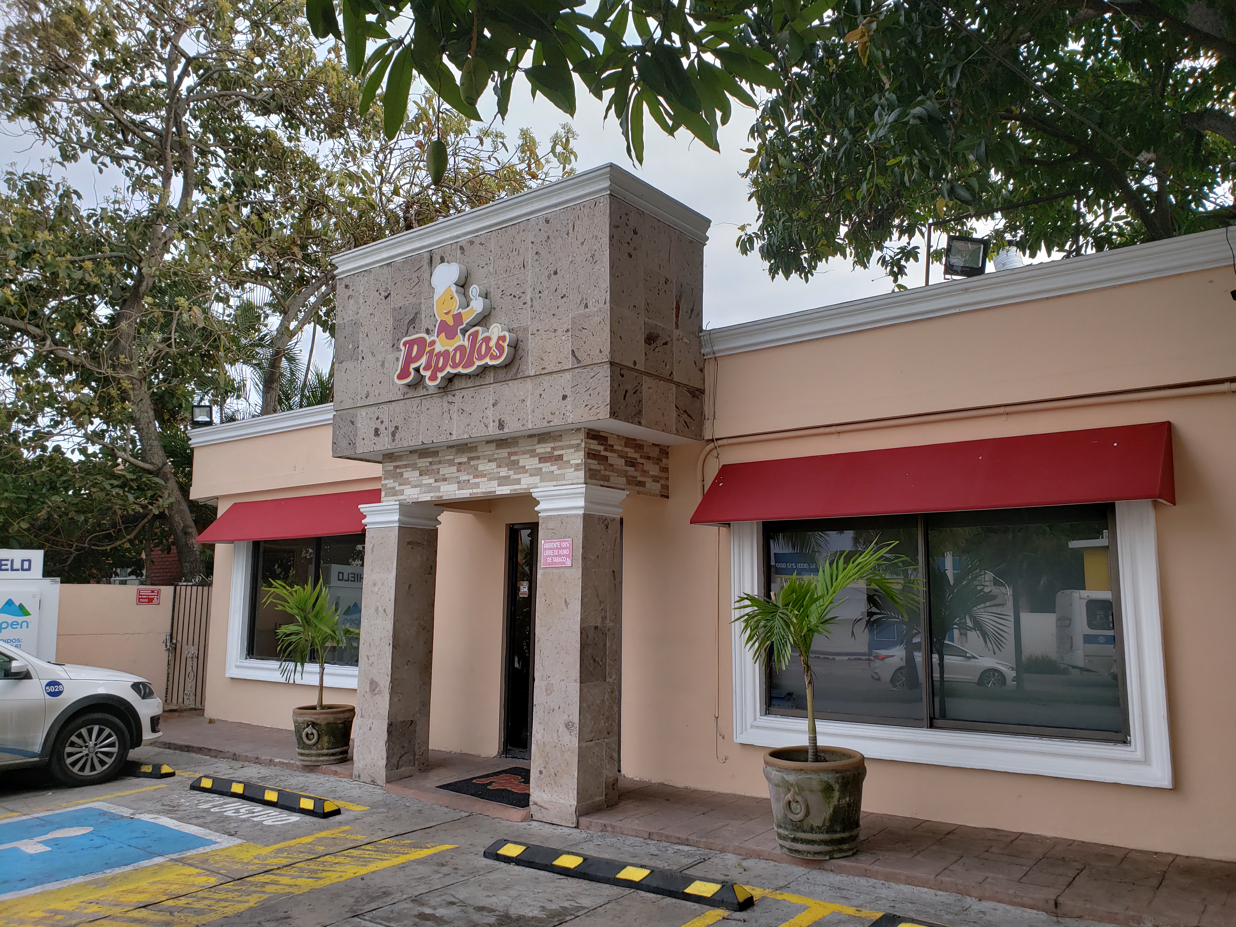 Pipolos Cocina image 9