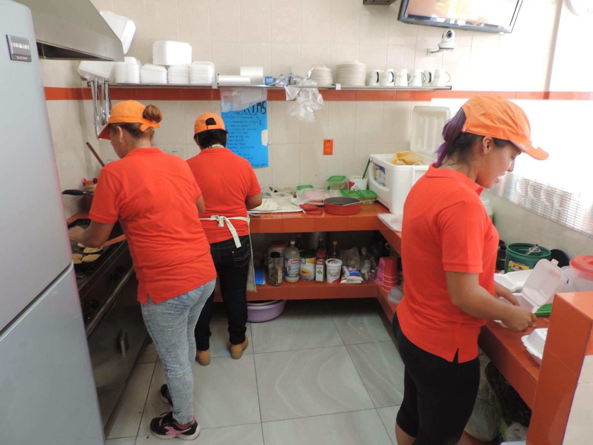 Pibil Tacos Tortas y Tamales image 9