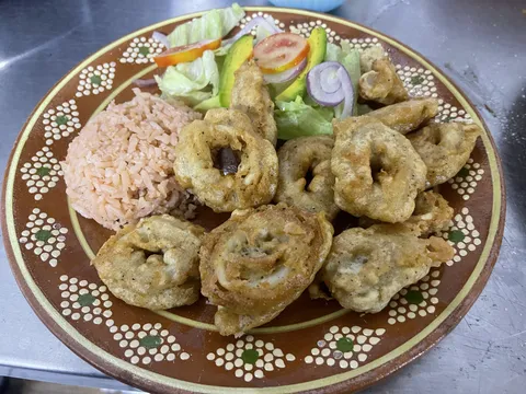 RESTAURANTE DE MARISCOS LA ISLA DE CAREAGA “MADERO” image 1