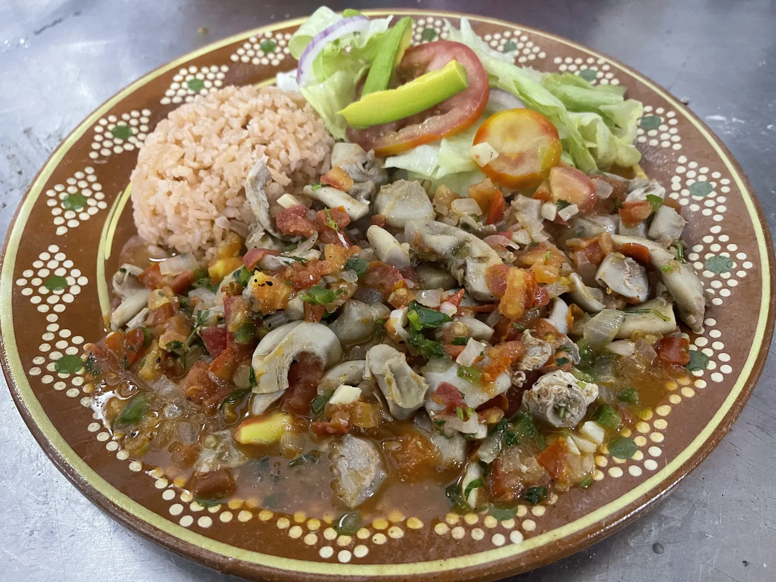 RESTAURANTE DE MARISCOS LA ISLA DE CAREAGA “MADERO” image 3