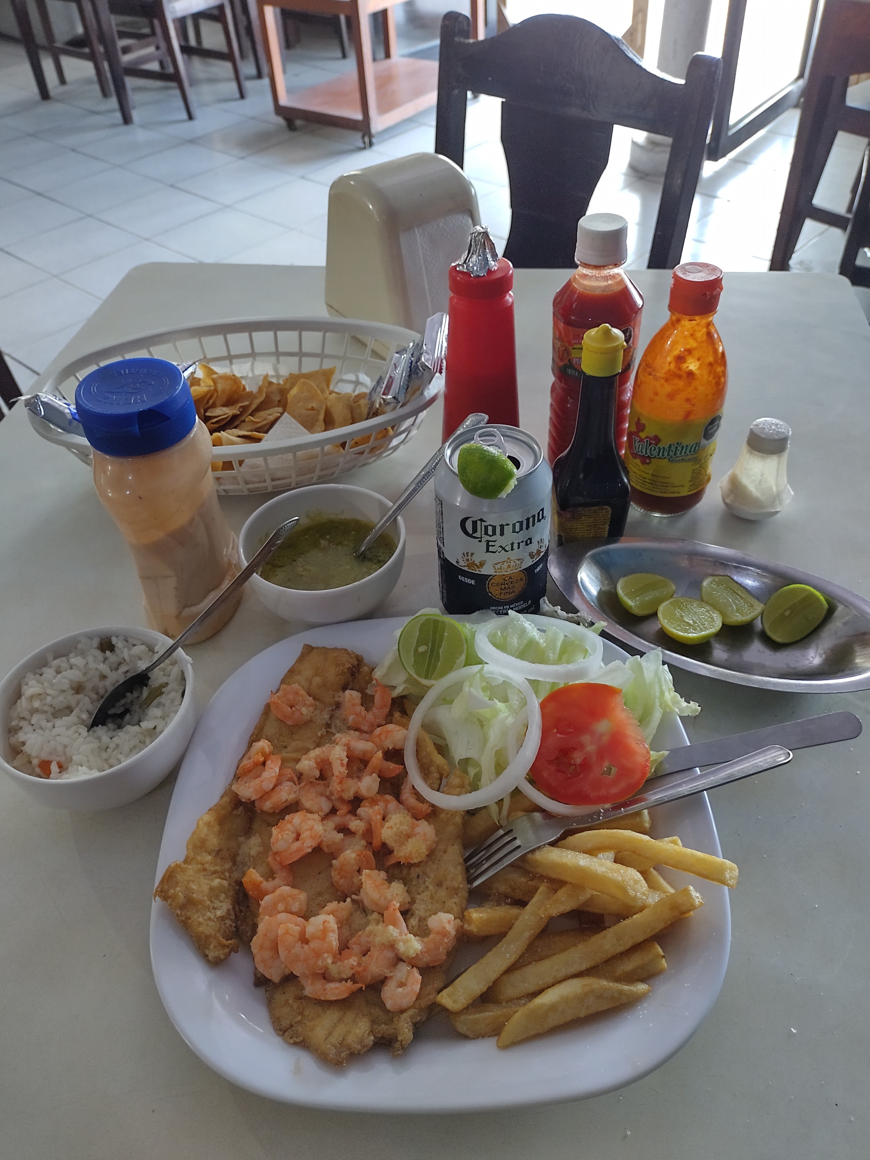 El Pollo Marino Restaurante image 4