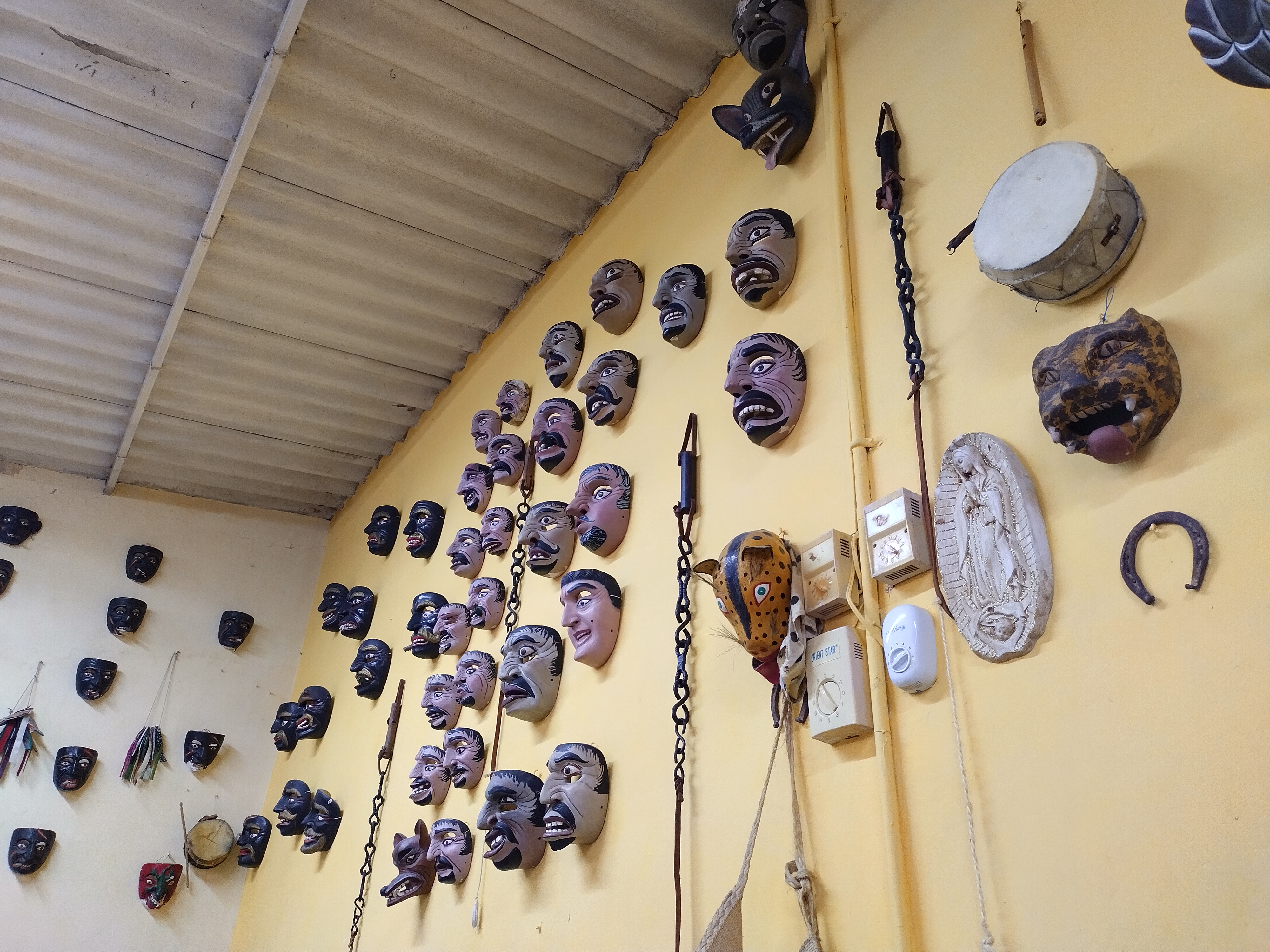 Pozoleria El Rincon de las Mascaras image 9