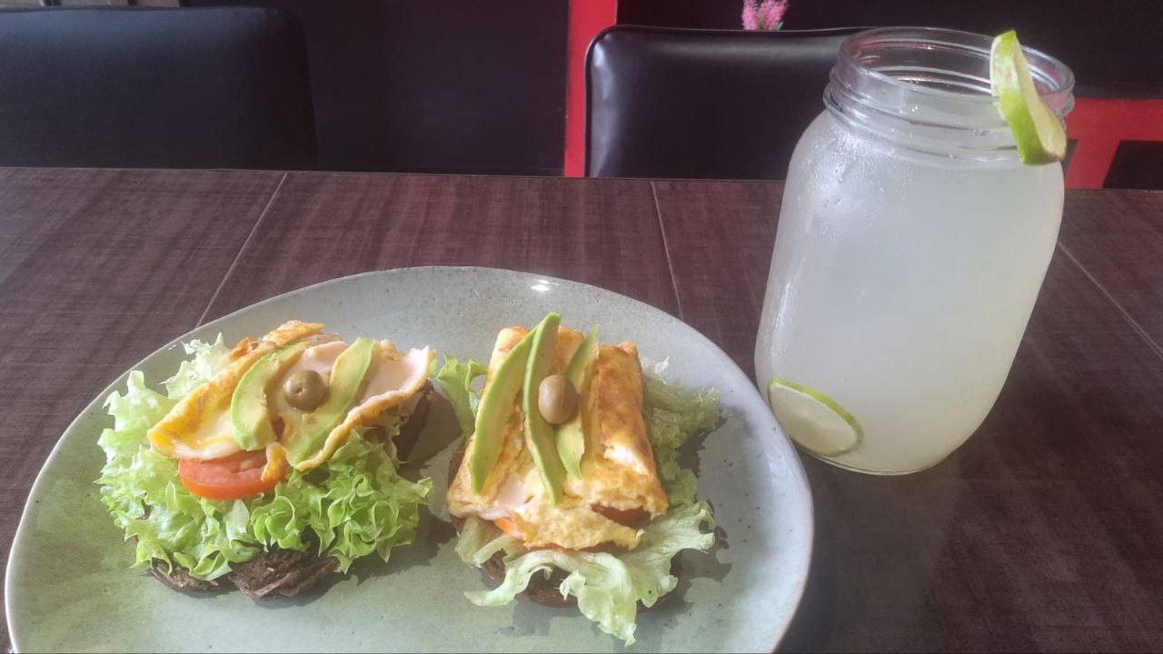 9¾ Dulce Vida image 2