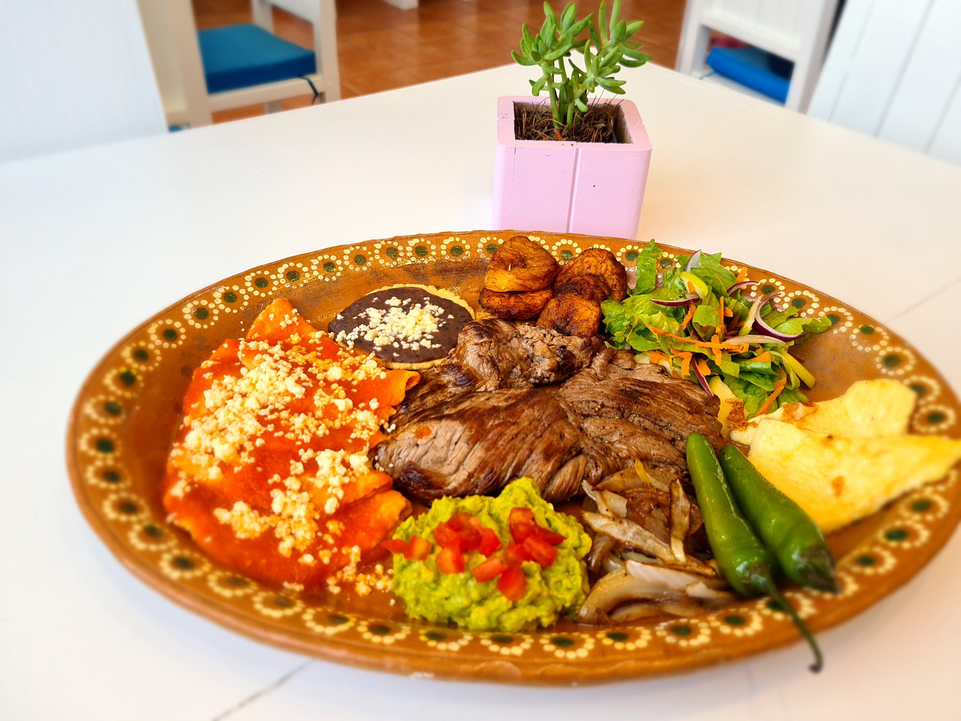 Punto y Coma Restaurante Poza Rica image 2