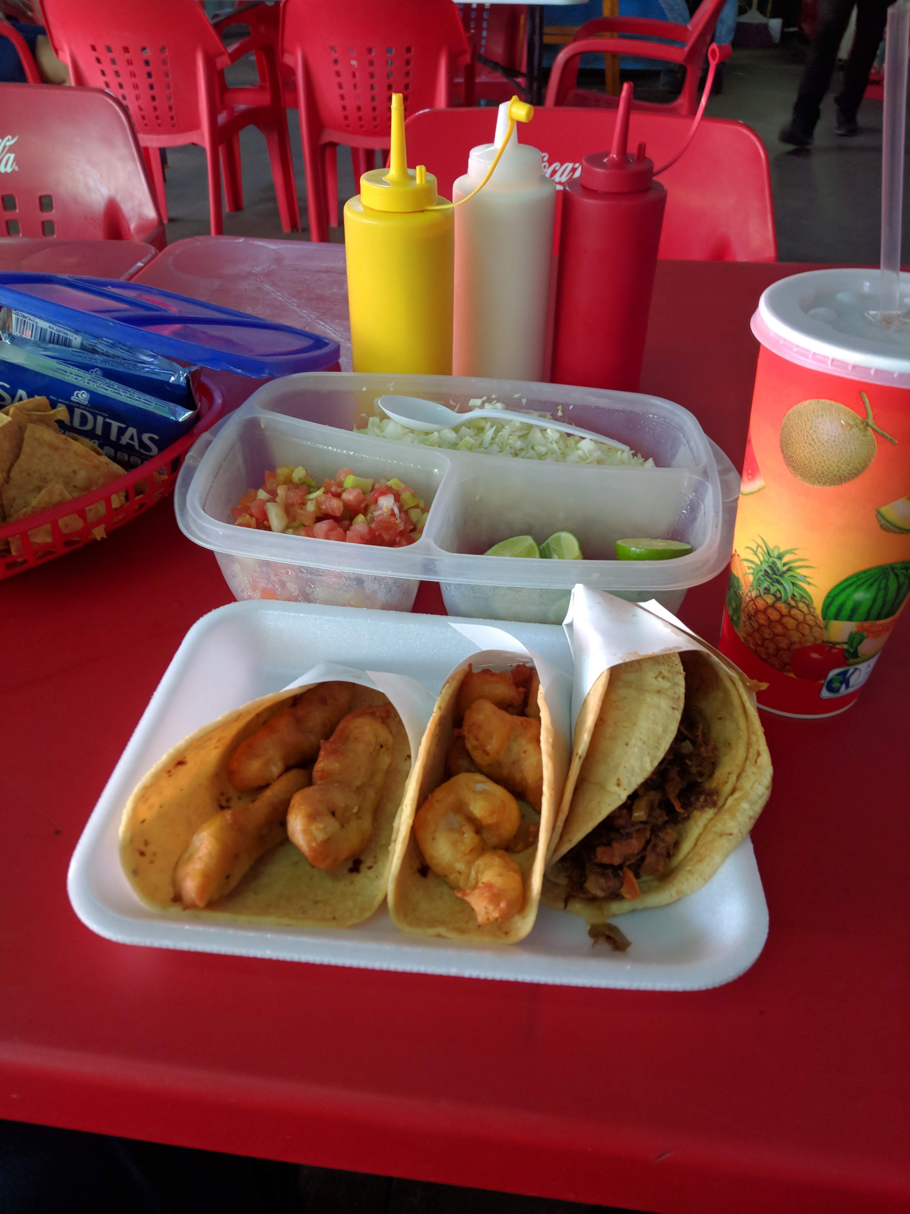 Mariscos La Chakalosa image 10