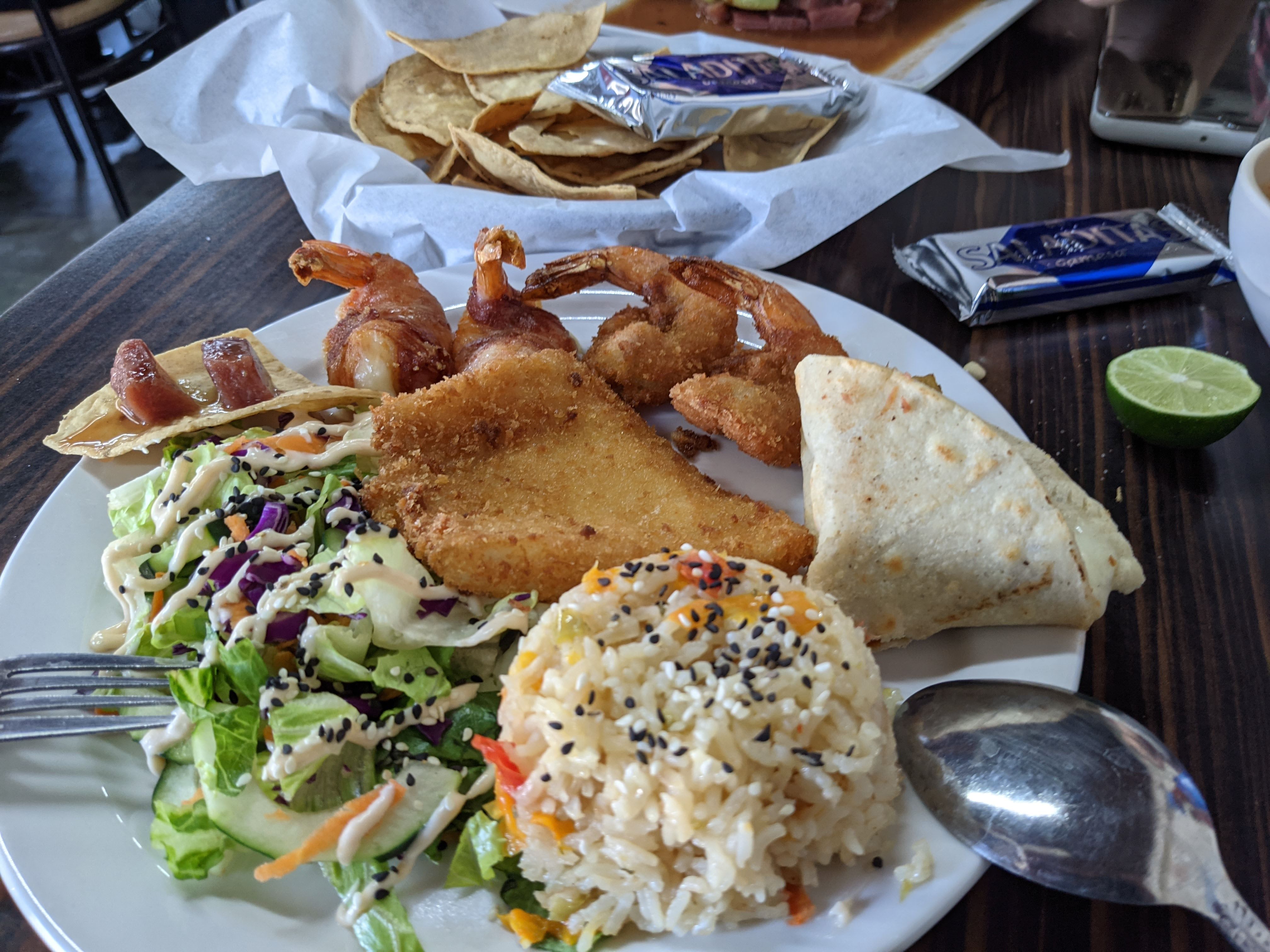 Mariscos La Marea image 7