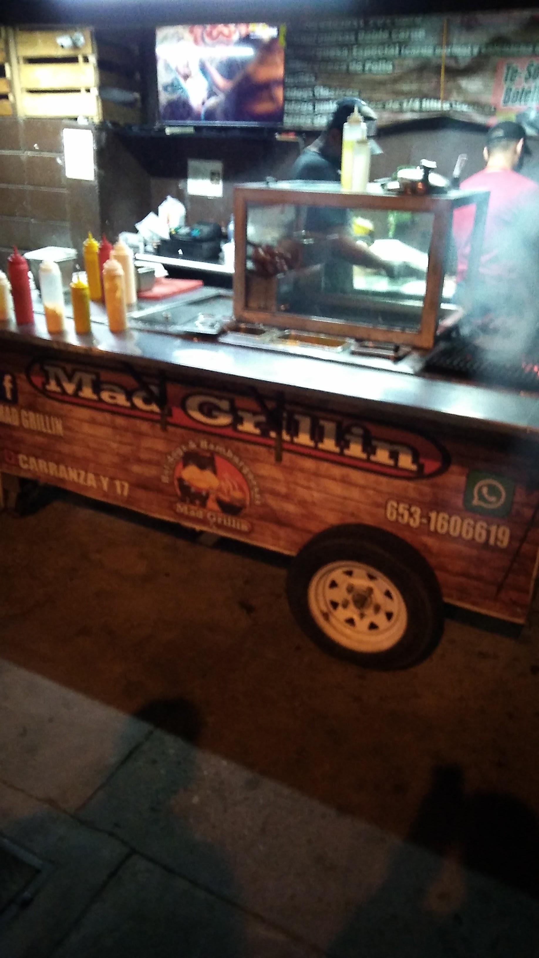 Mad Grillin" image 7