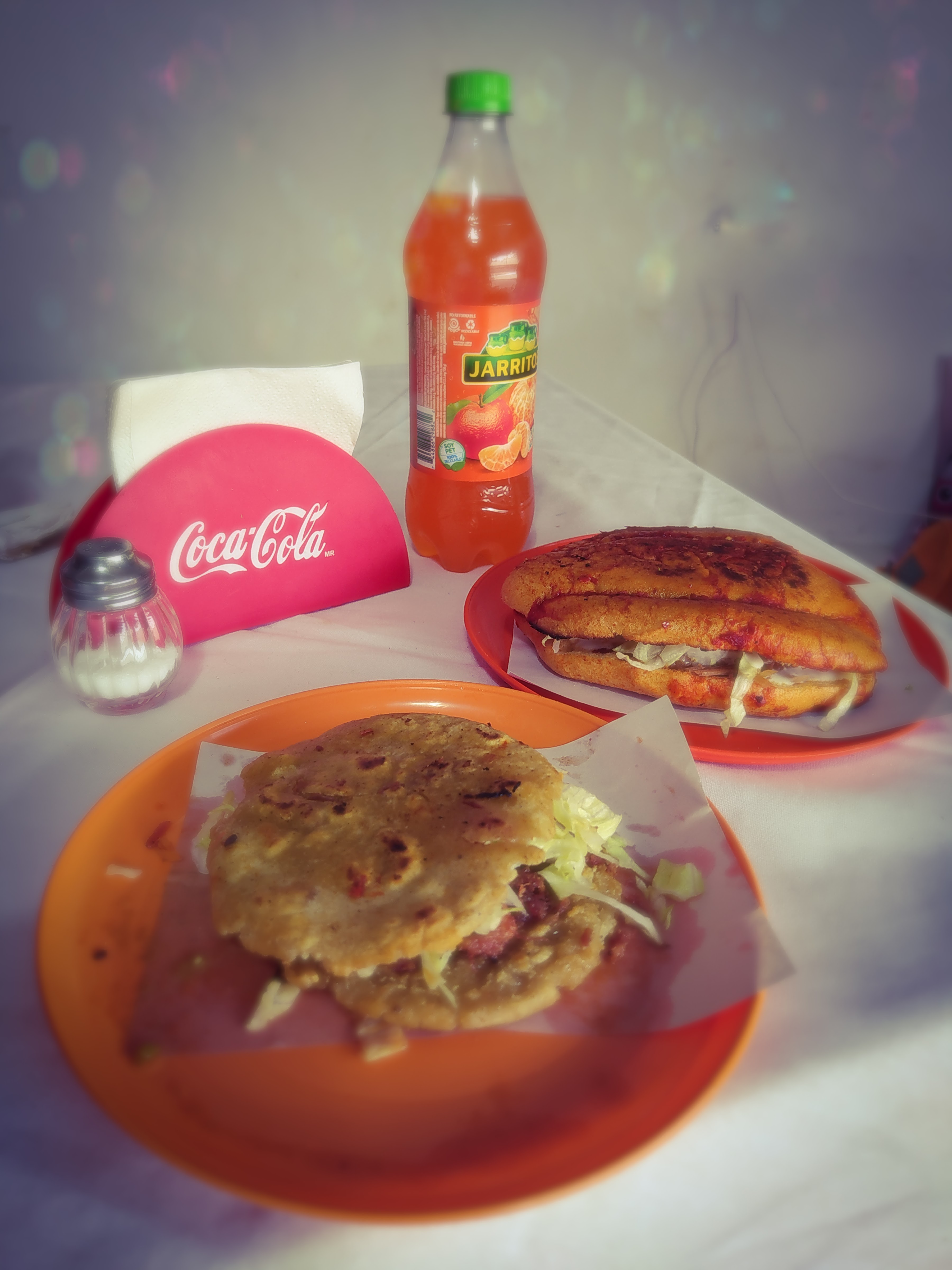 Los Castillo Pozole y Antojitos image 1