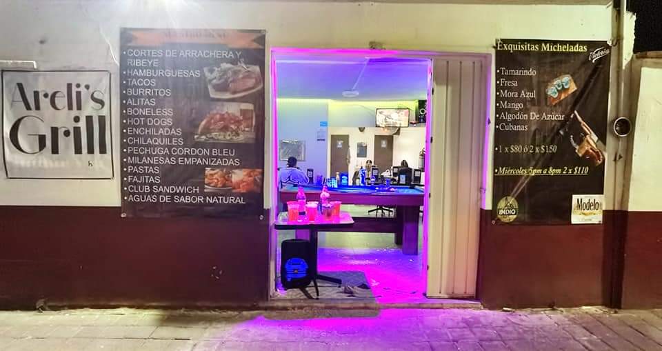 Areli's Grill image 2