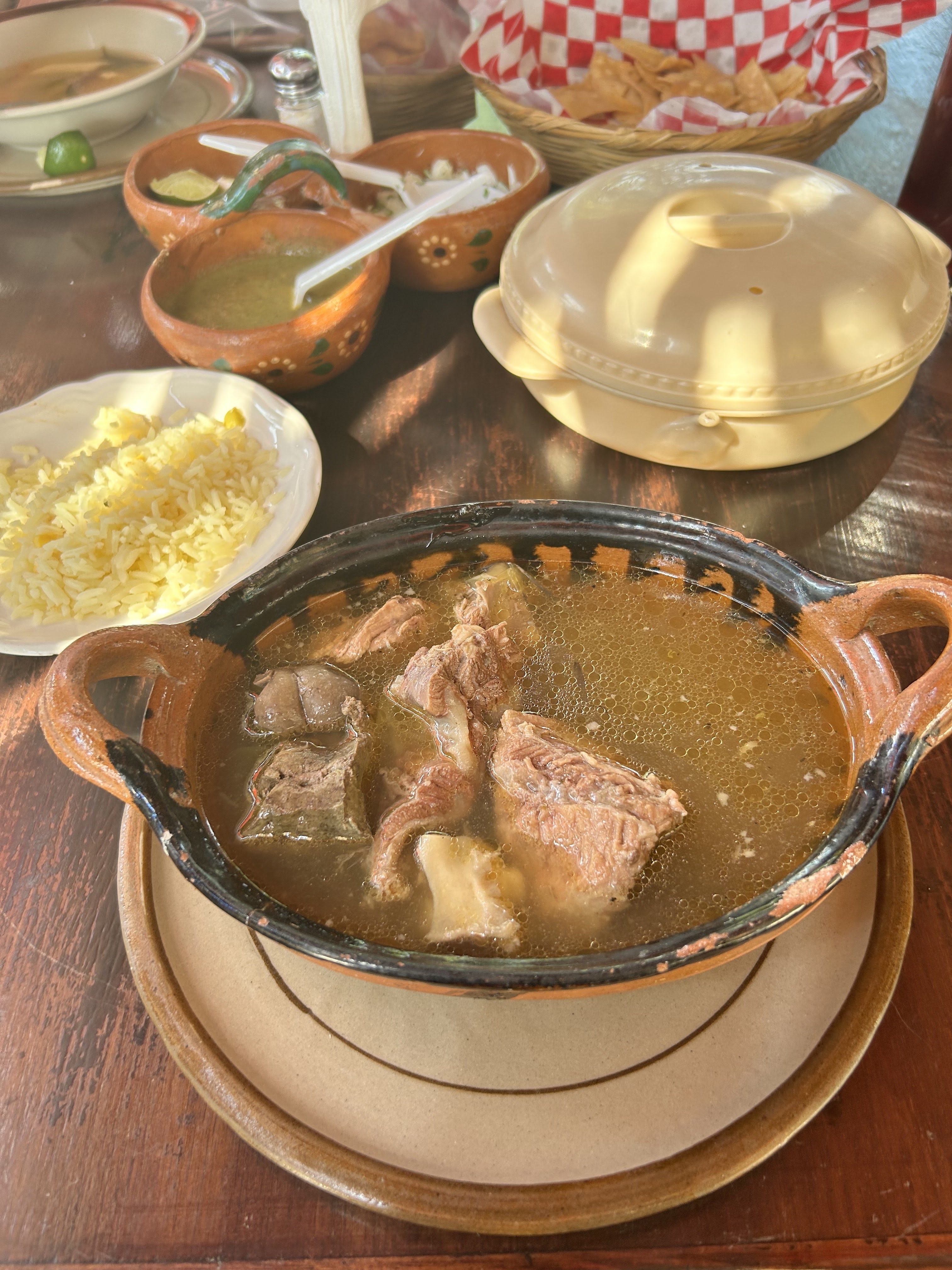 Del Huerto y El Corral image 4