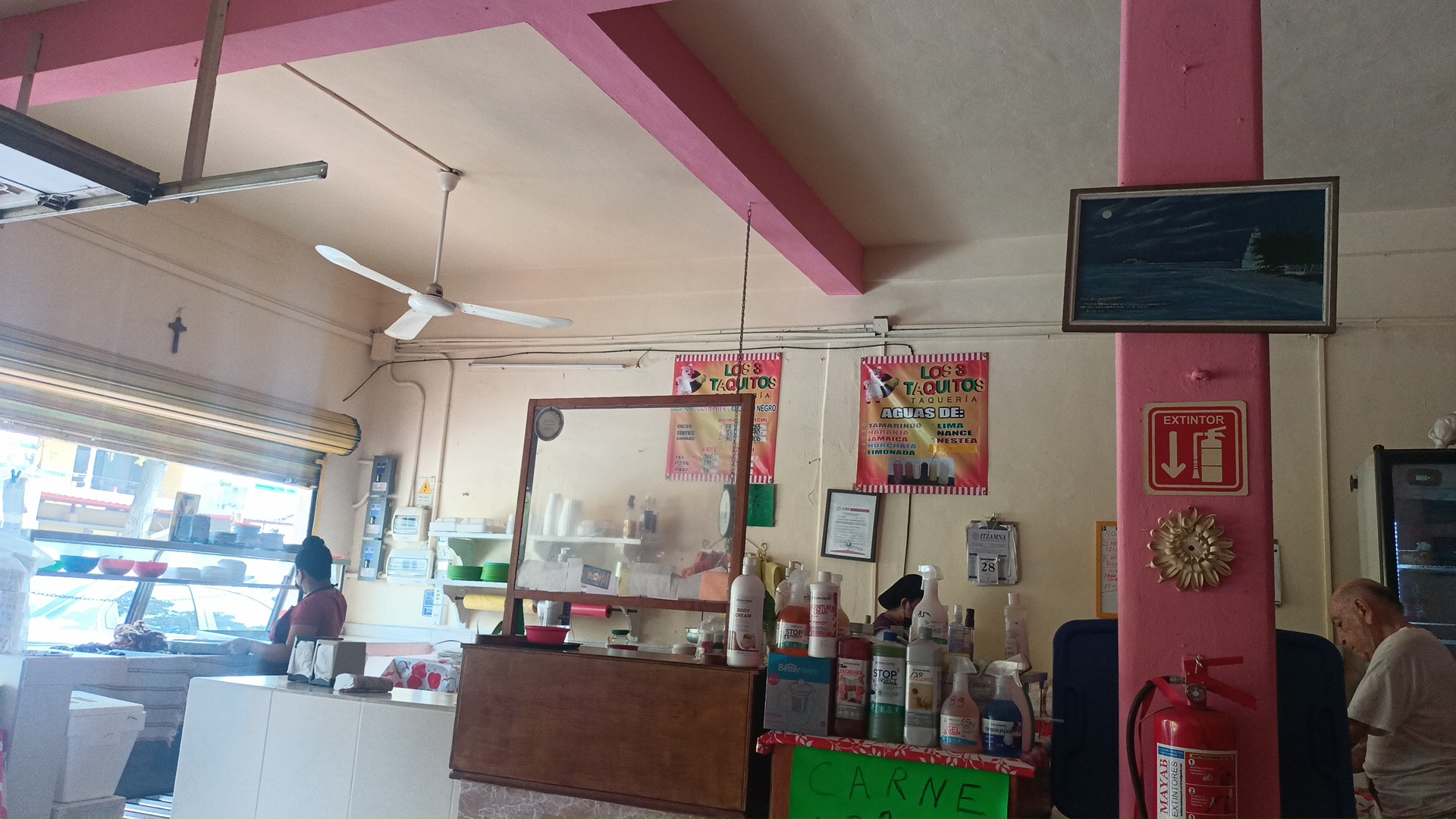 Taquería Los 3 Taquitos image 6