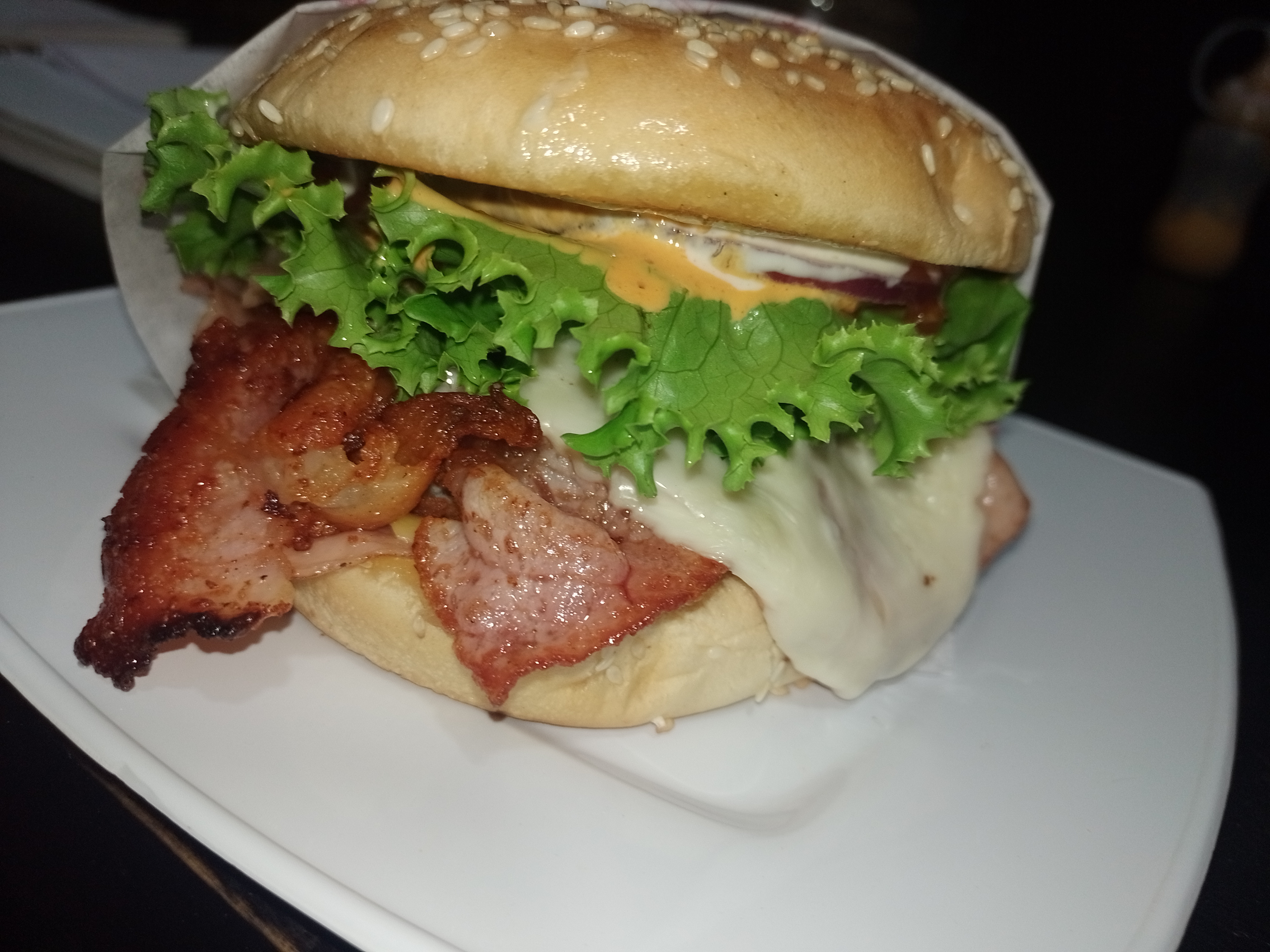 A la Burguer's Cuayuca image 1