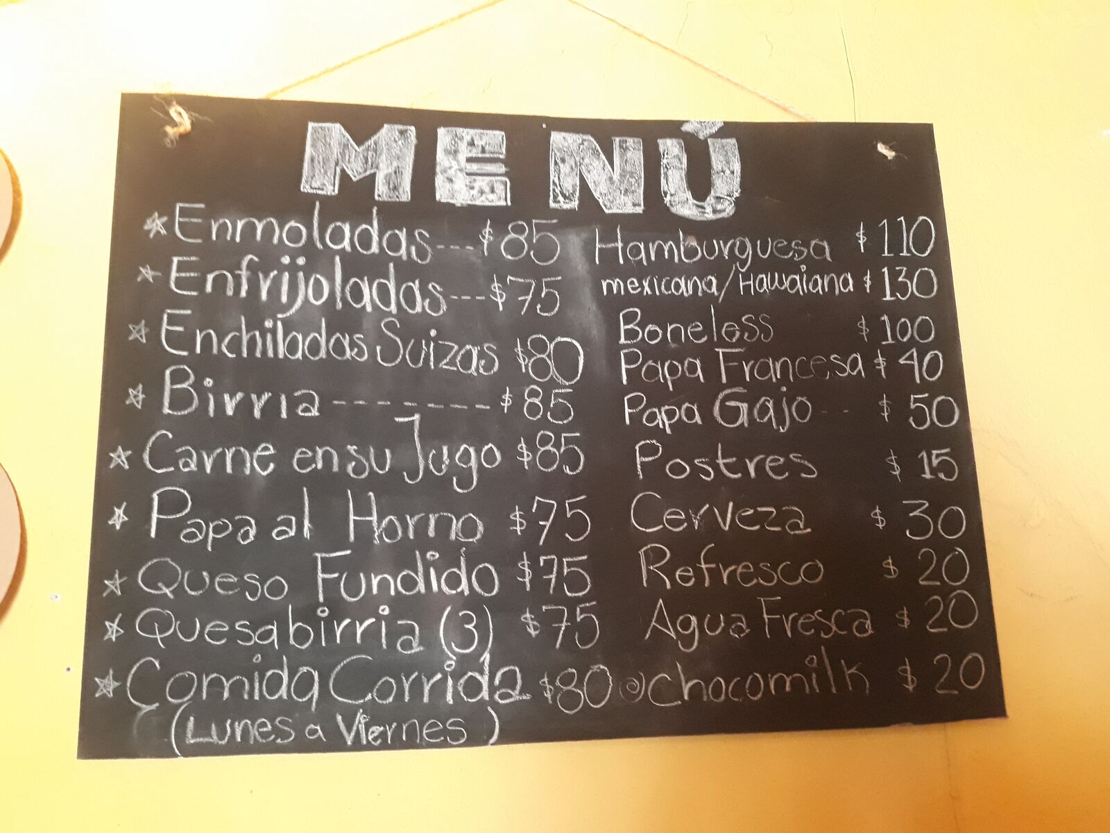 Yeyo's Pizzeria-Restaurante image 4