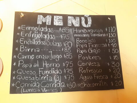Yeyo's Pizzeria-Restaurante image 4