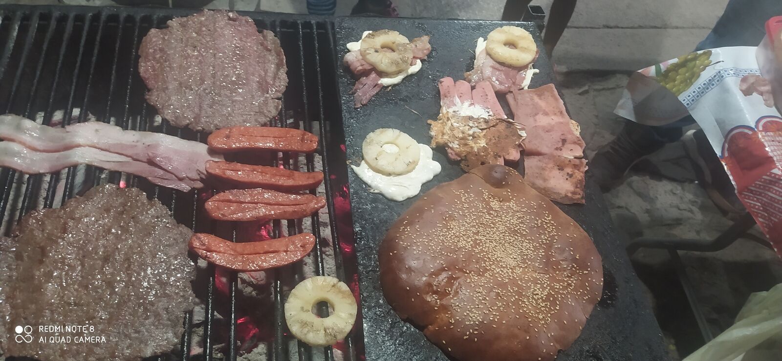Mega hamburguesas image 7