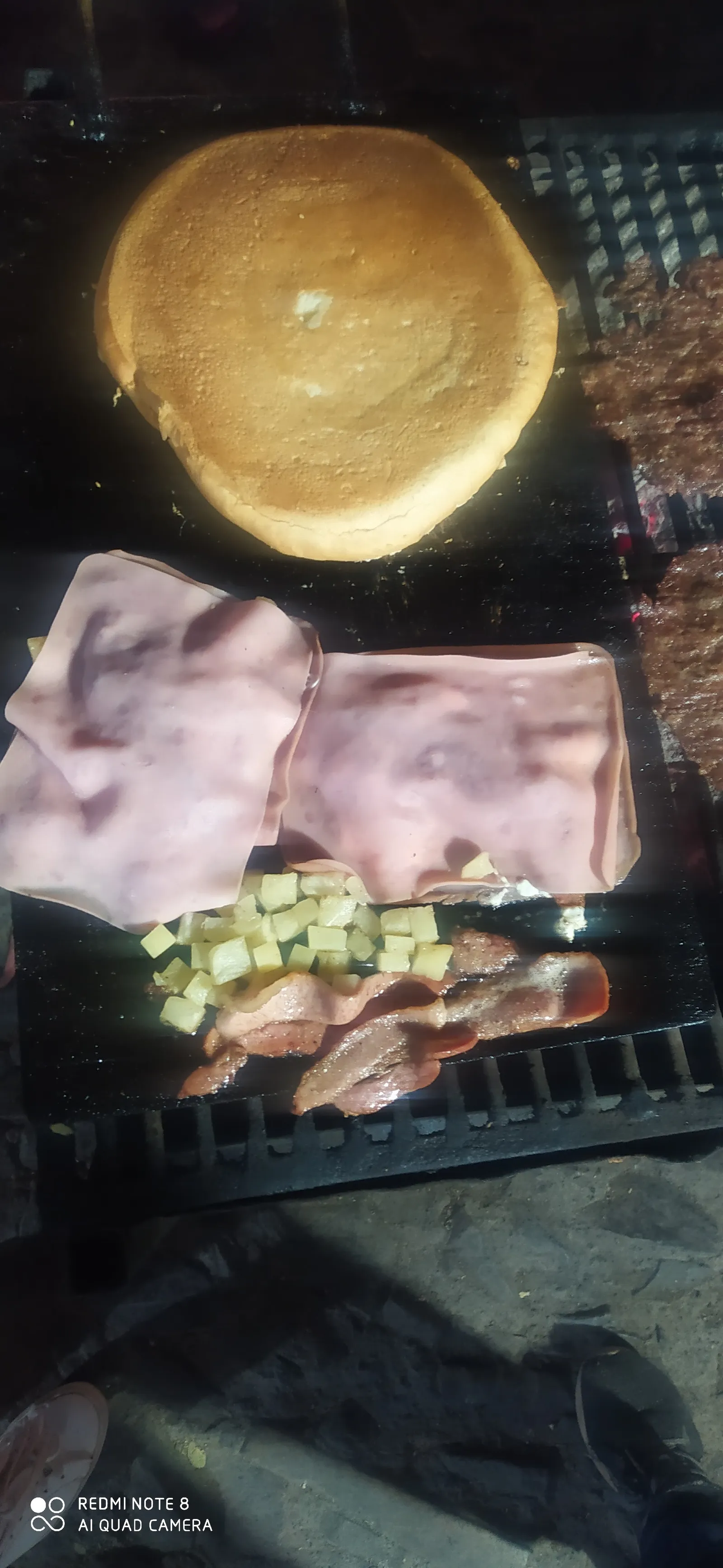 Mega hamburguesas image 8