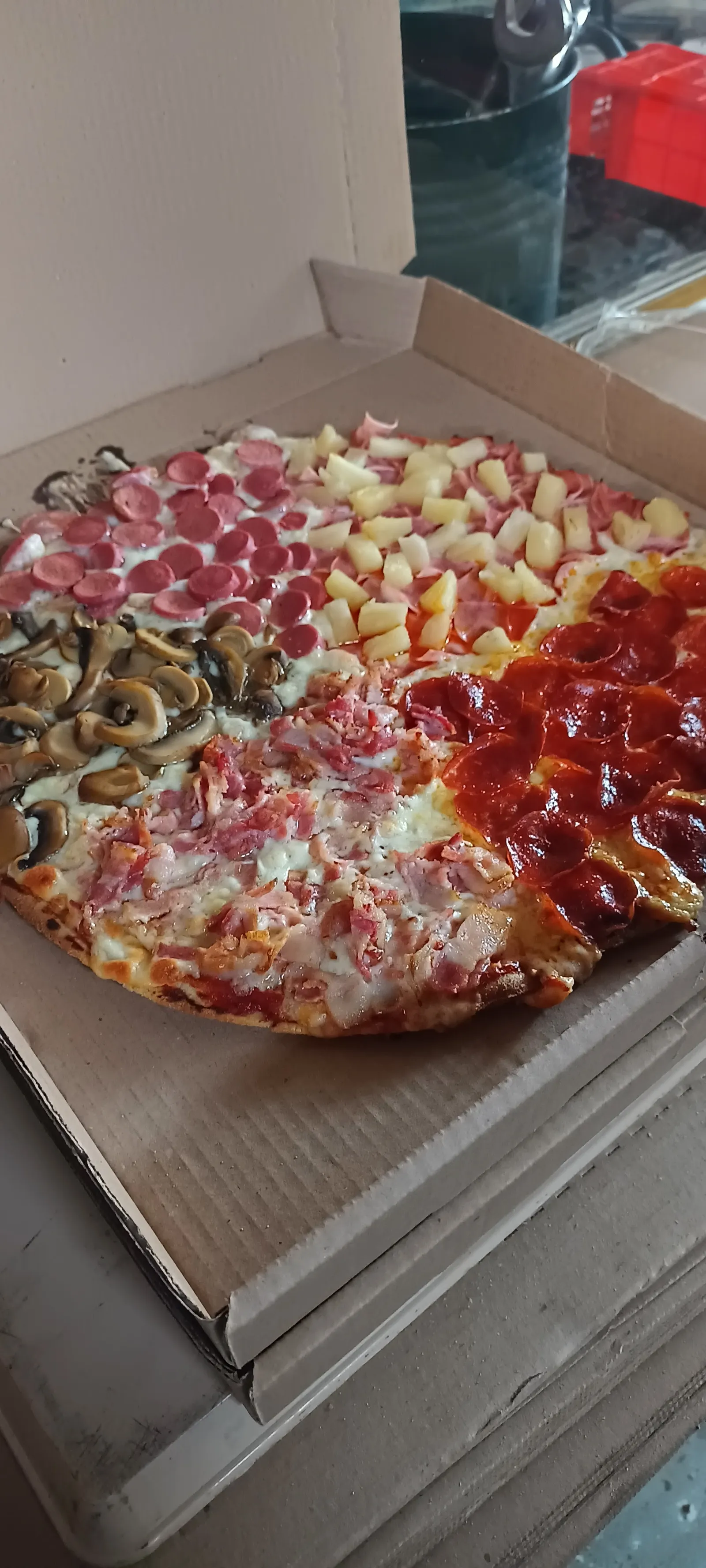 RK8 Pizzas image 2