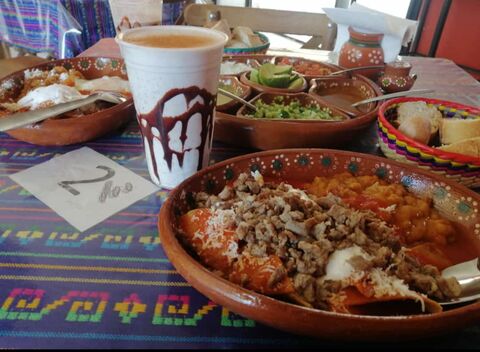 Chamorros y Barbacoa “El Portón” image 8
