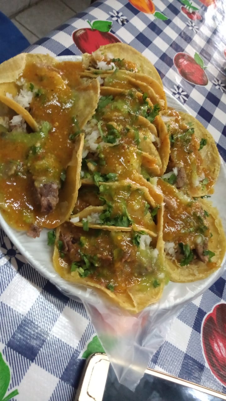 TAQUERIA MARCELA Y URIEL image 2