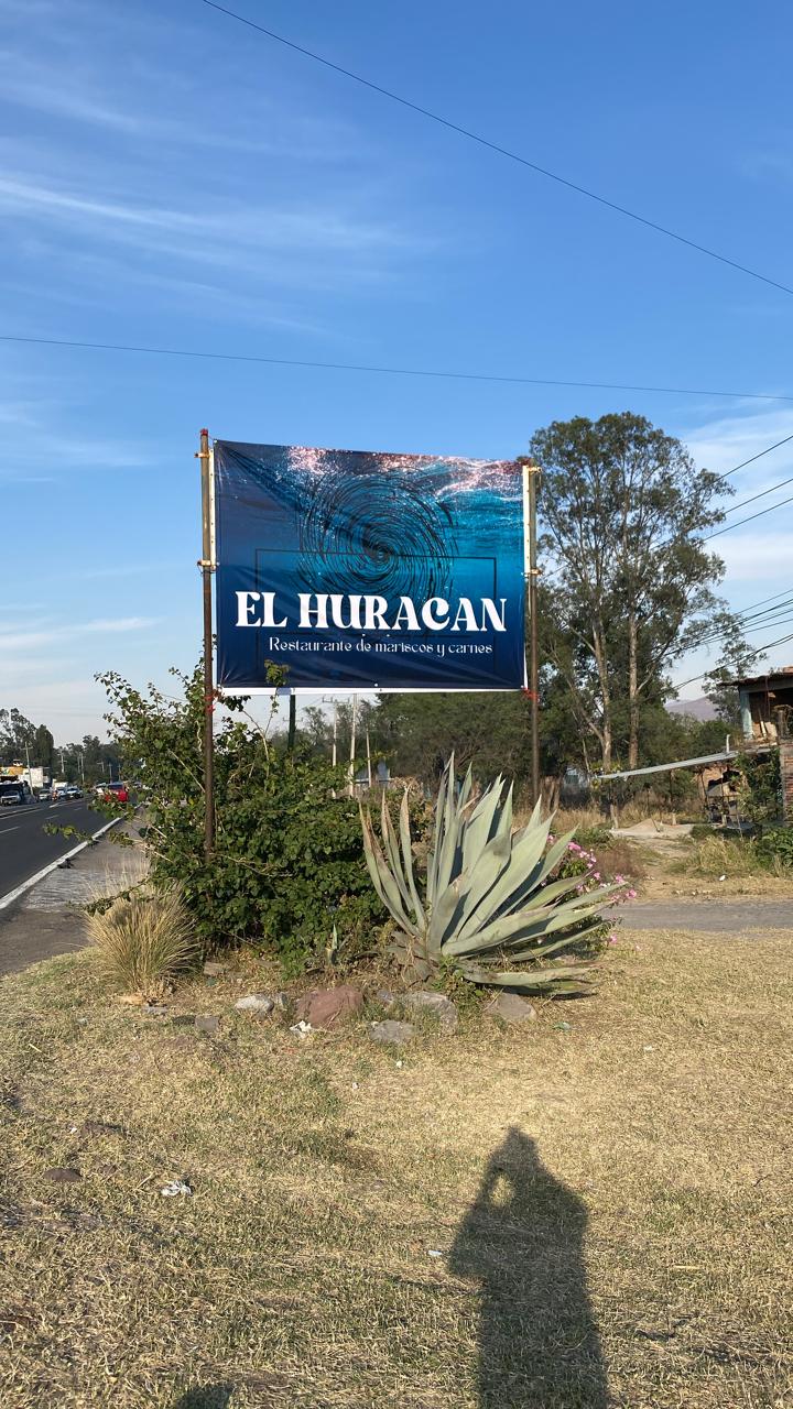 MARISCOS EL HURACAN image 6