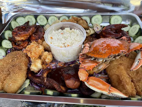 MARISCOS EL HURACAN image 8