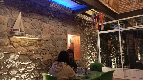 WARRIOR RESTAURANTE , SNACKS Y CERVEZA image 2