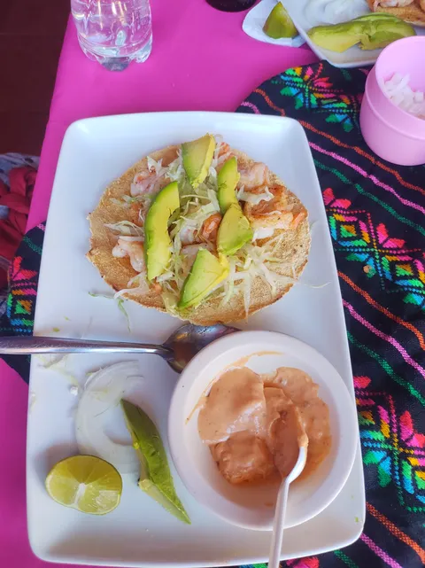 Antojitos Mexicanos "La Güera Linda" image 3