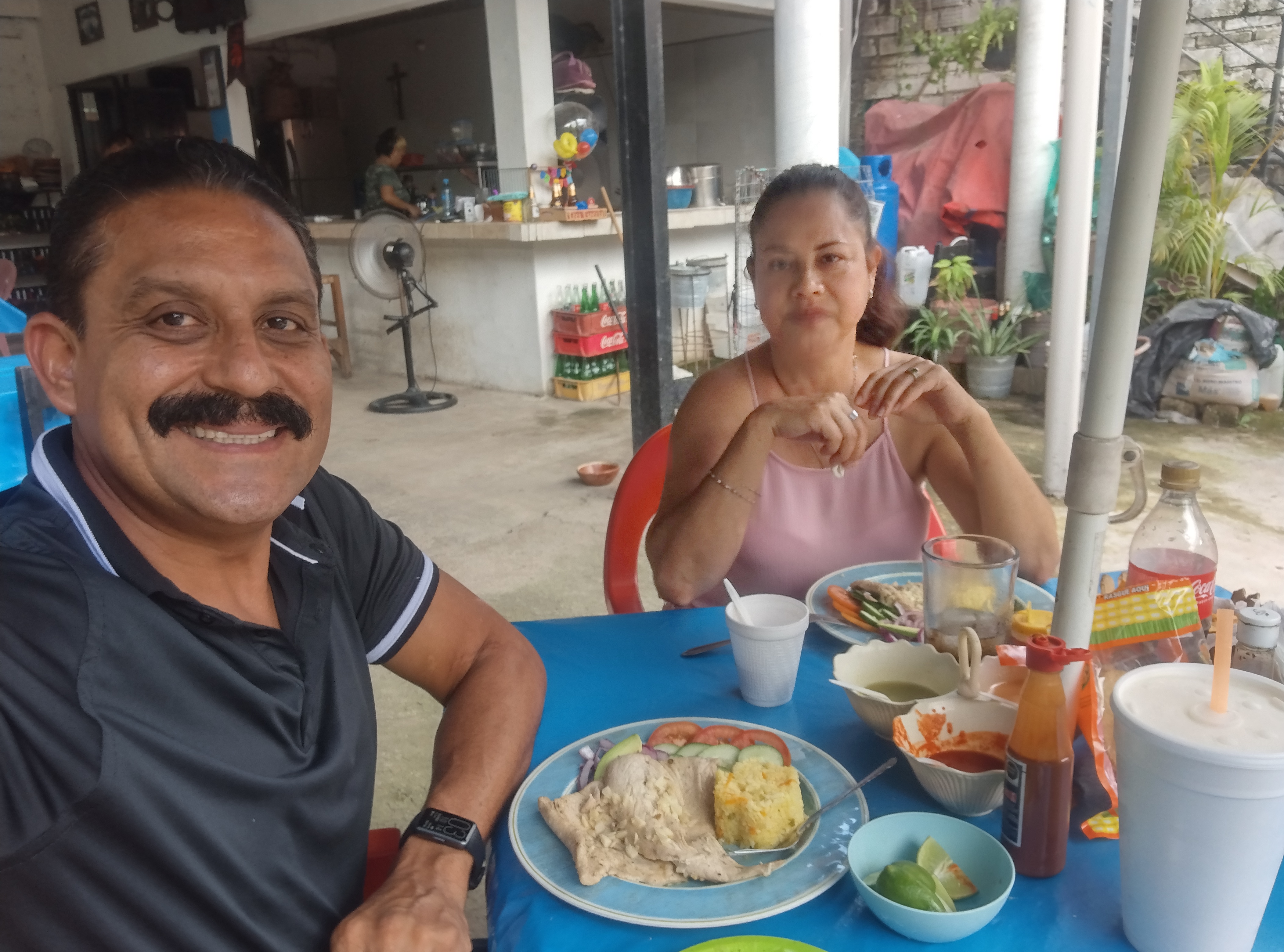 Mariscos el plebe image 6