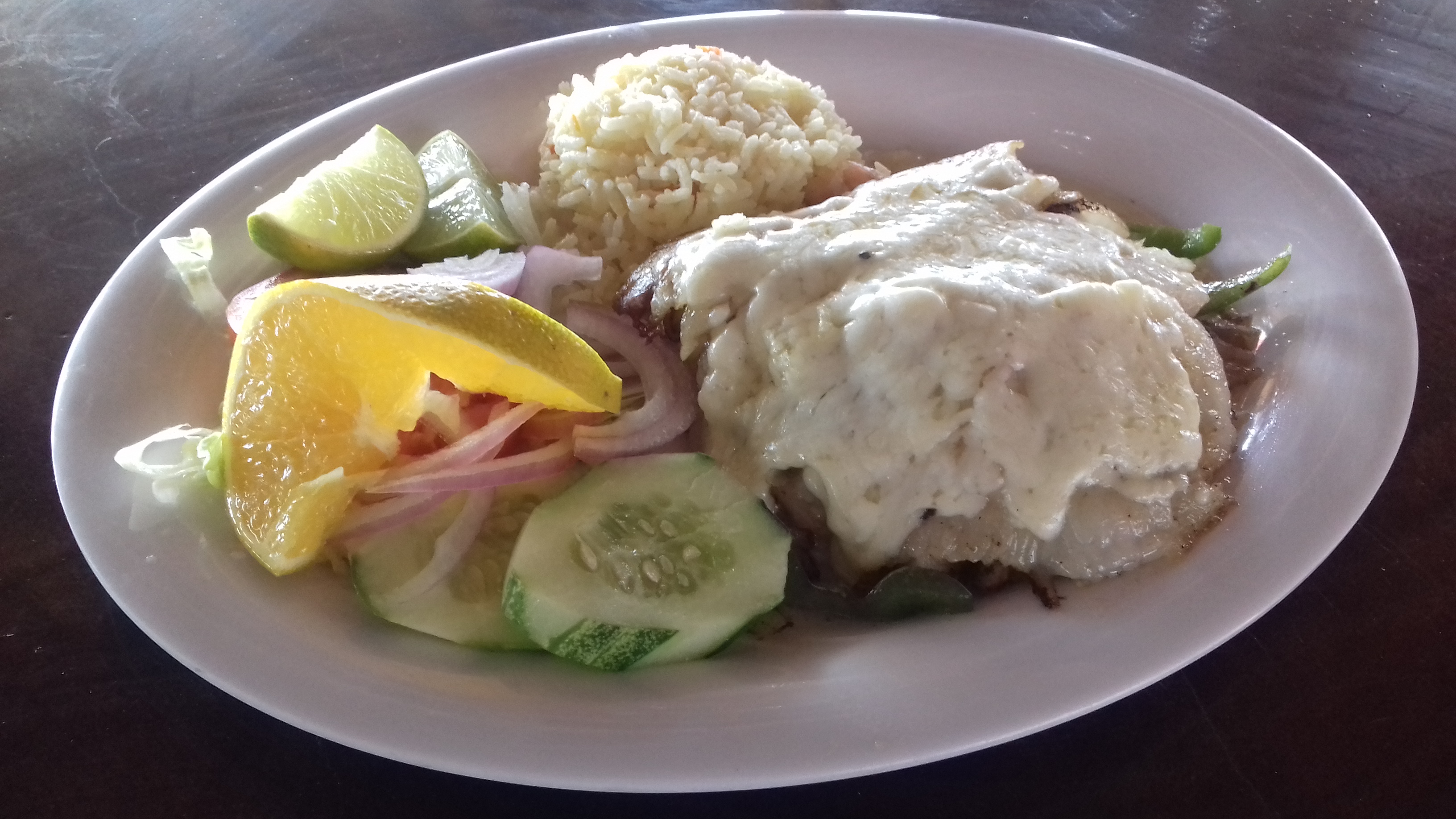 Bungalows Y Restaurant Los Brother's image 2