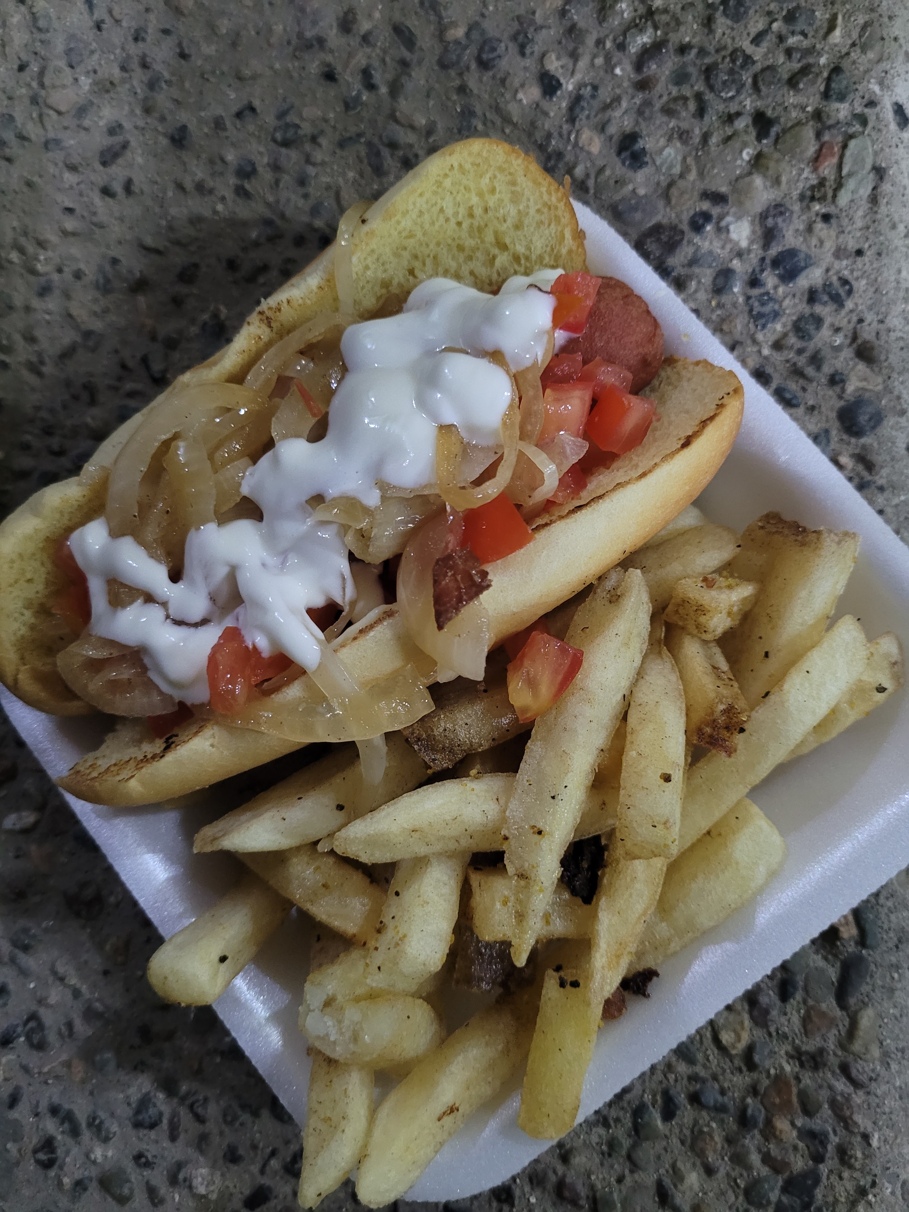 Chuy’s Burger image 4