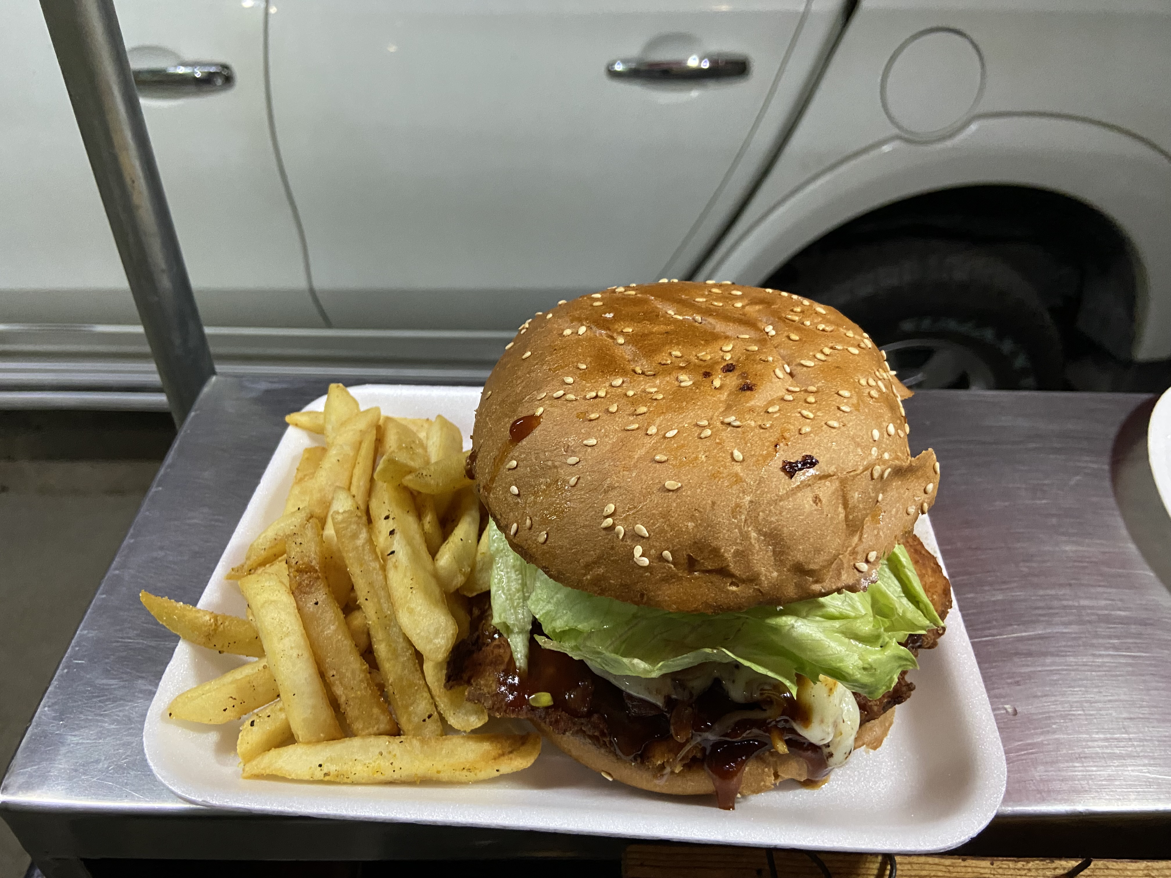 Chuy’s Burger image 9