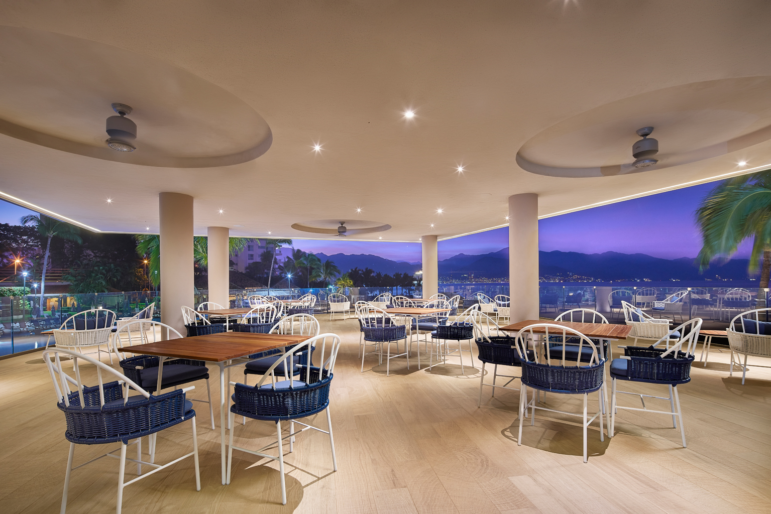 Nosh Sunset & Bites image 1