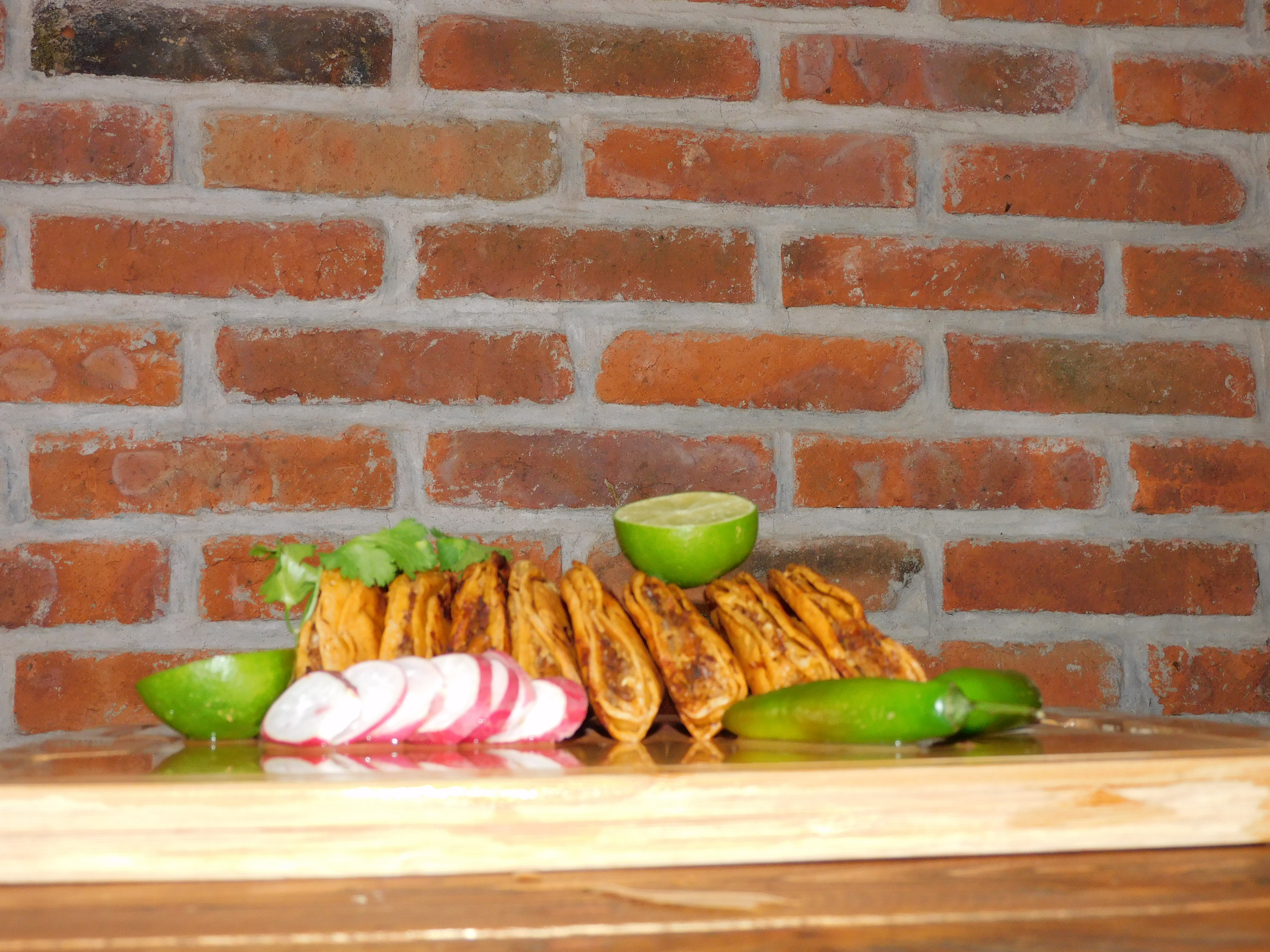 Doraditos de max " TACOS DE BIRRIA" image 3